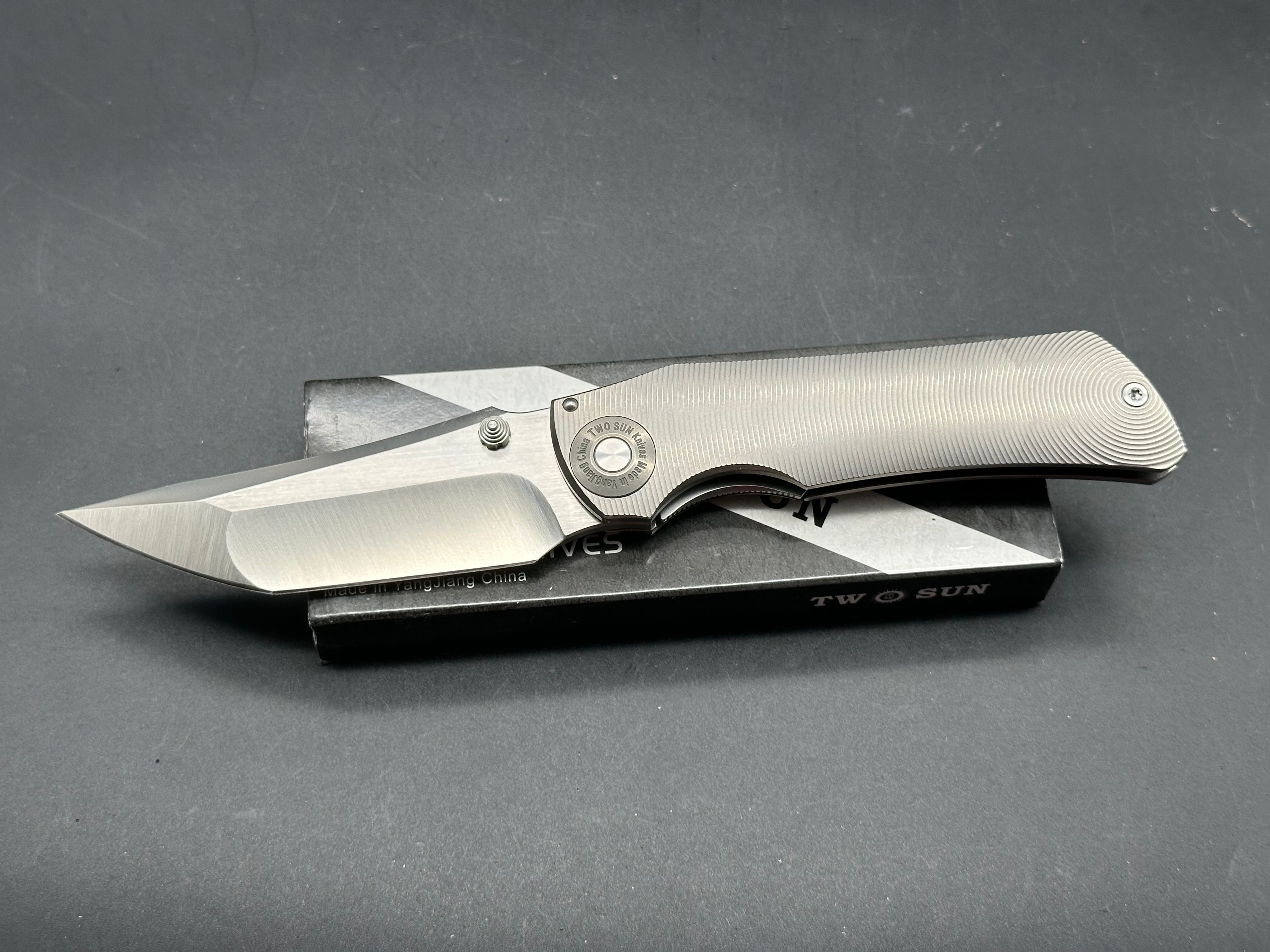 TWOSUN NIGHT MORNING FOLDING KNIFE TITANIUM HANDLE CLIP POINT BLADE D2 TS144-D2