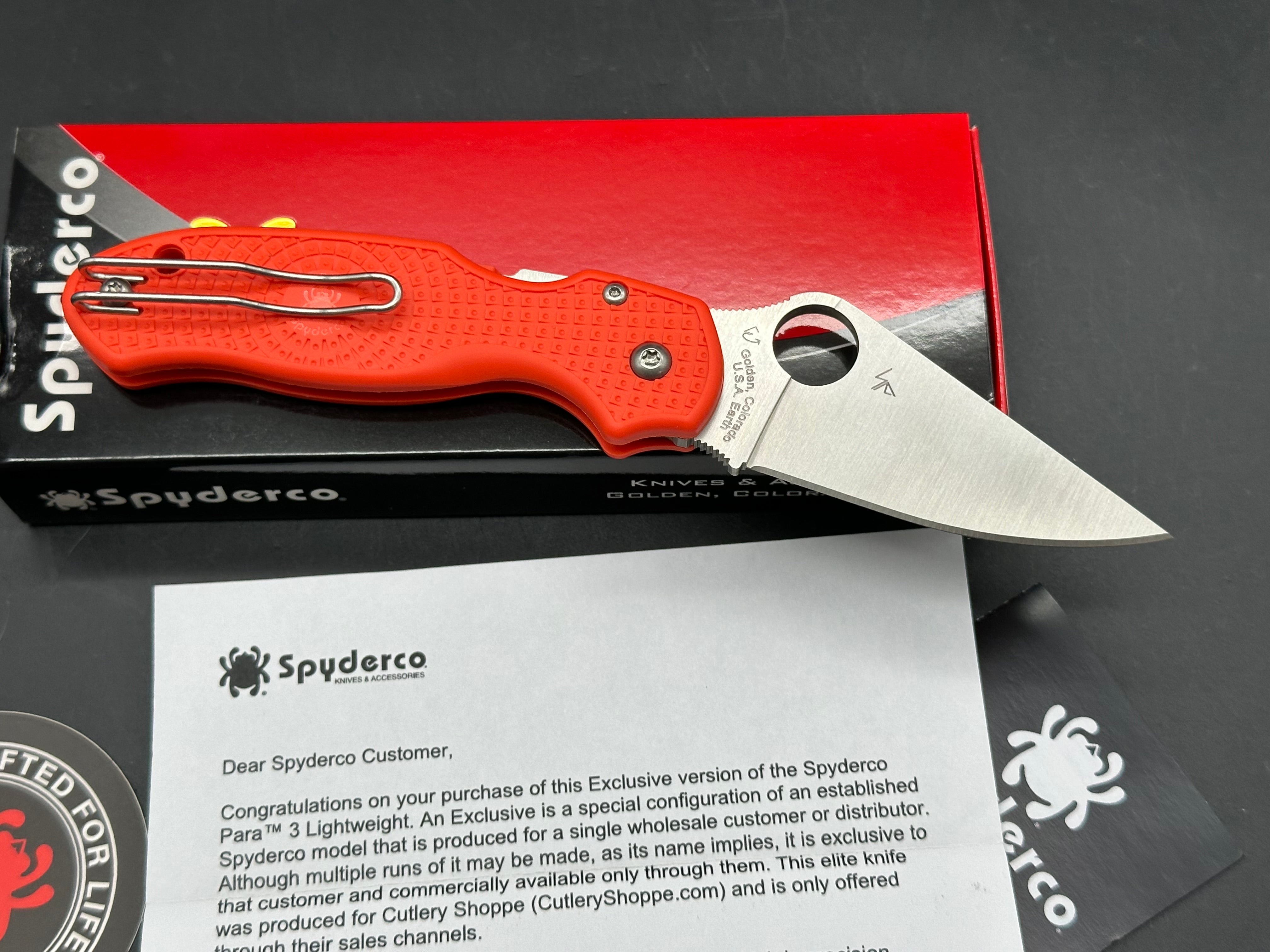 Spyderco Para 3 Lightweight (Cutlery Shoppe Exclusive), 2.93" CTS XHP Satin Blade with Orange FRN scales