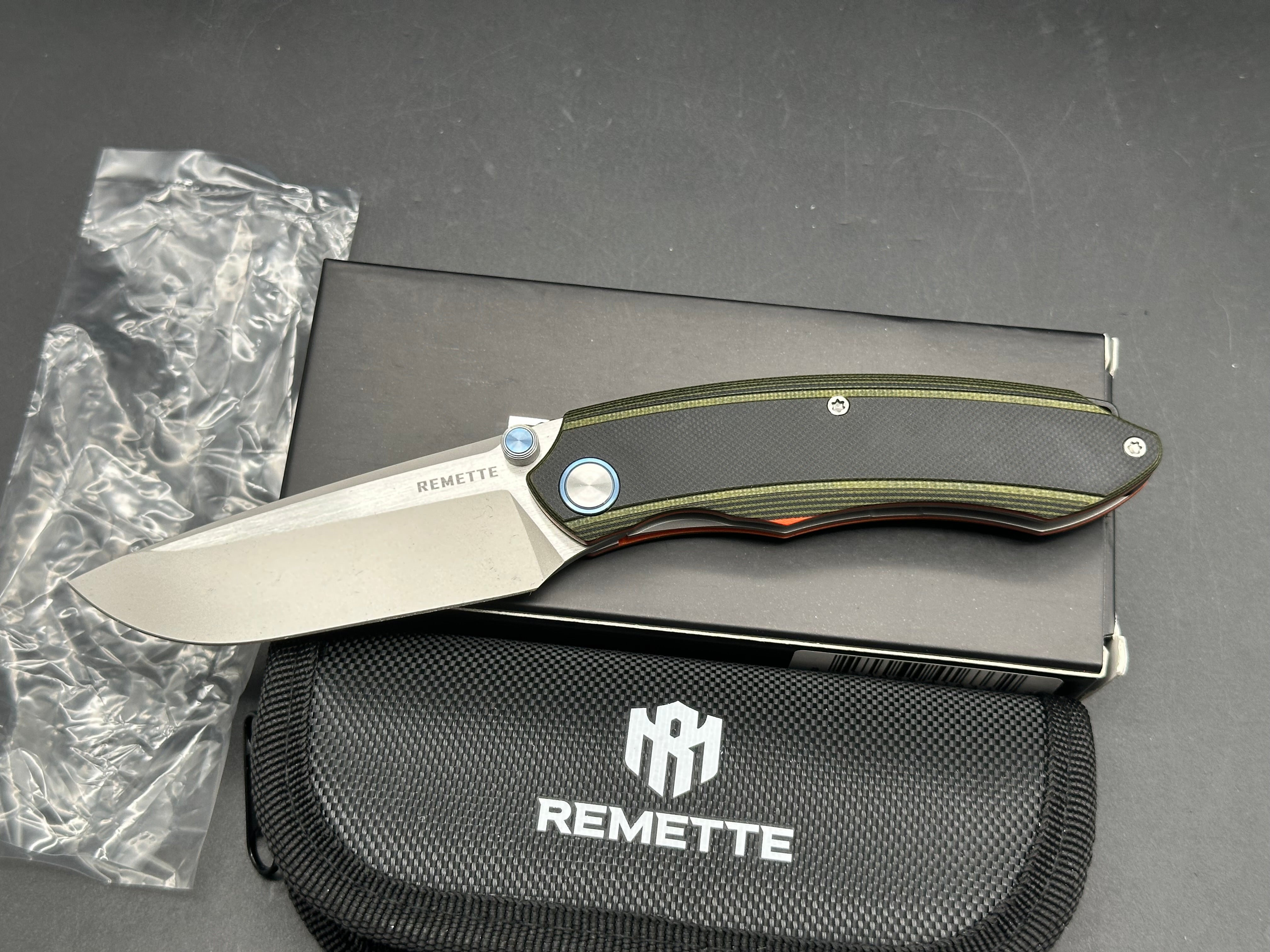Remette Wild Species 3.1" 14C28N Blade, Green G10 Handle