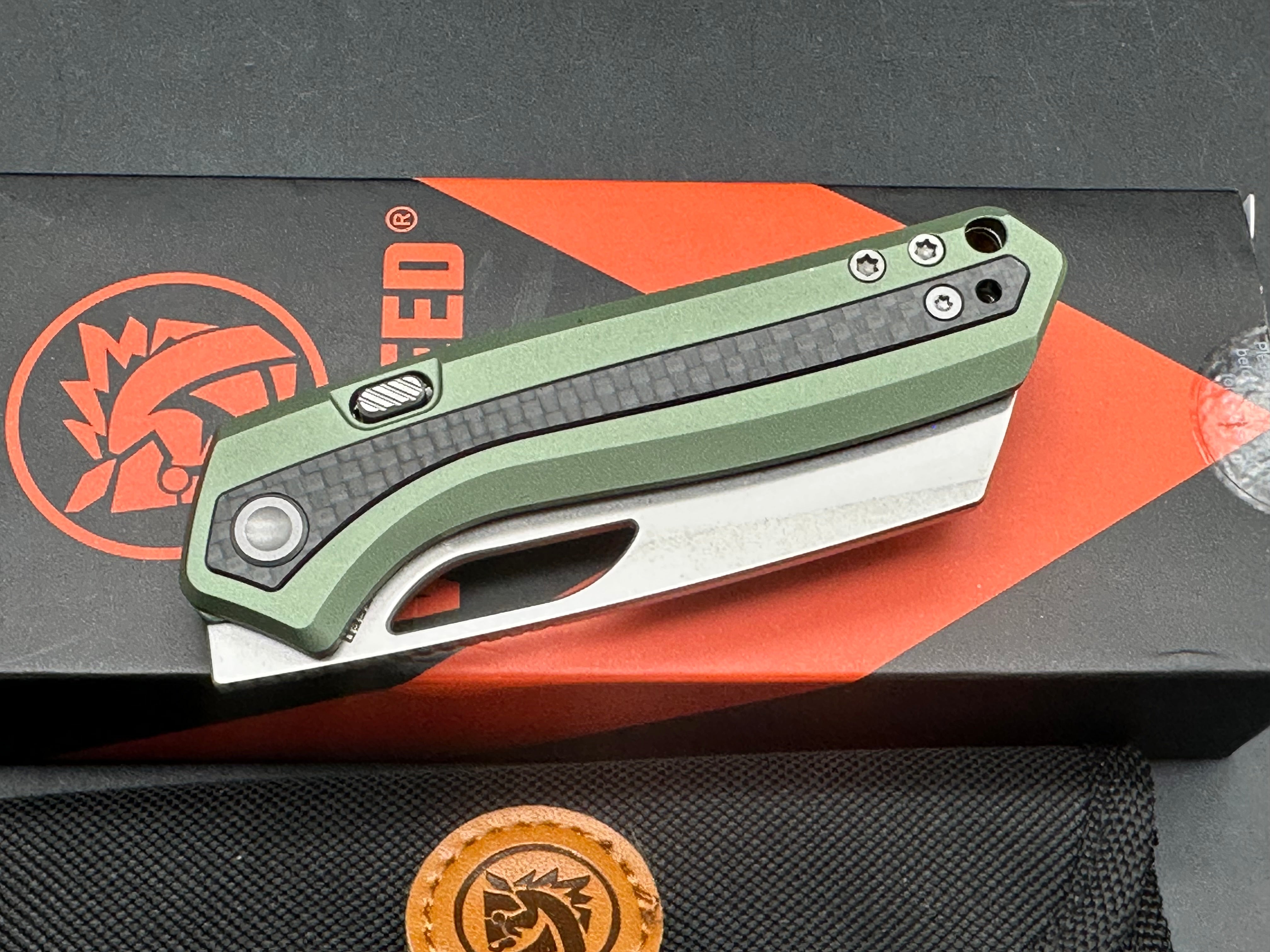 Vosteed Kroc Top Liner Lock Aluminium scales and CF inlay S35vn blade