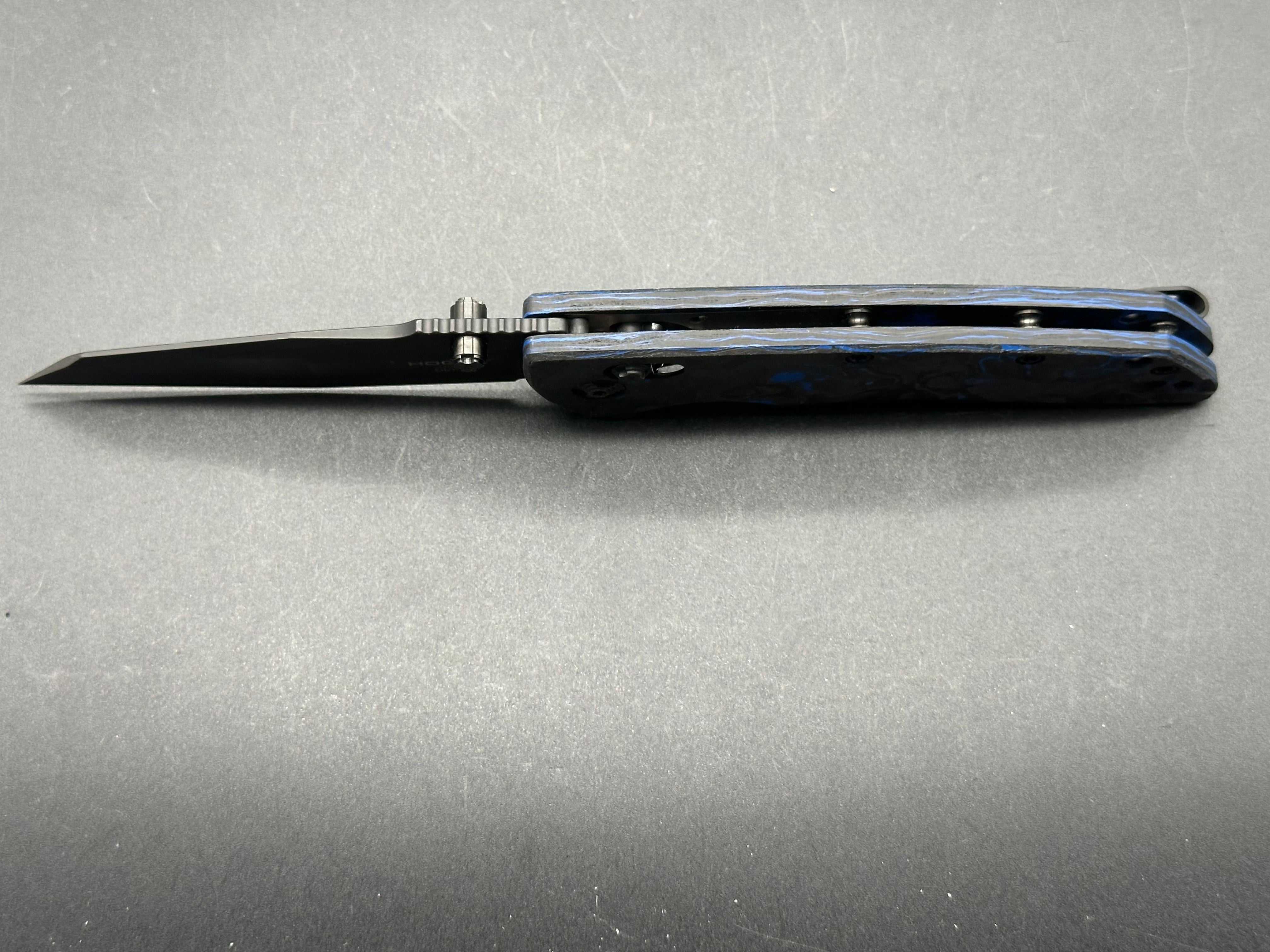Hogue Deka Blue carbon fiber, Magnacut
