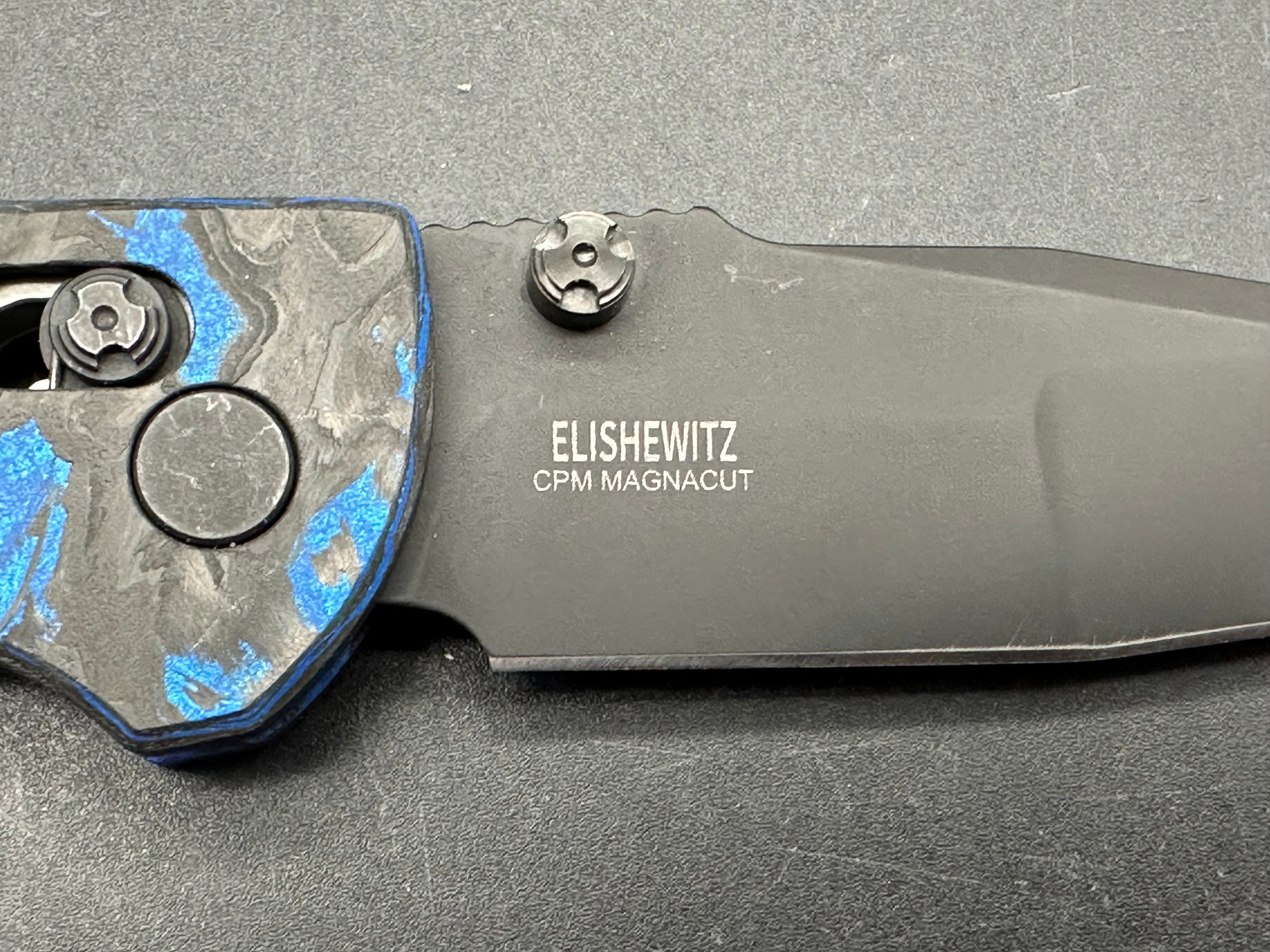 Hogue Deka Blue carbon fiber, Magnacut