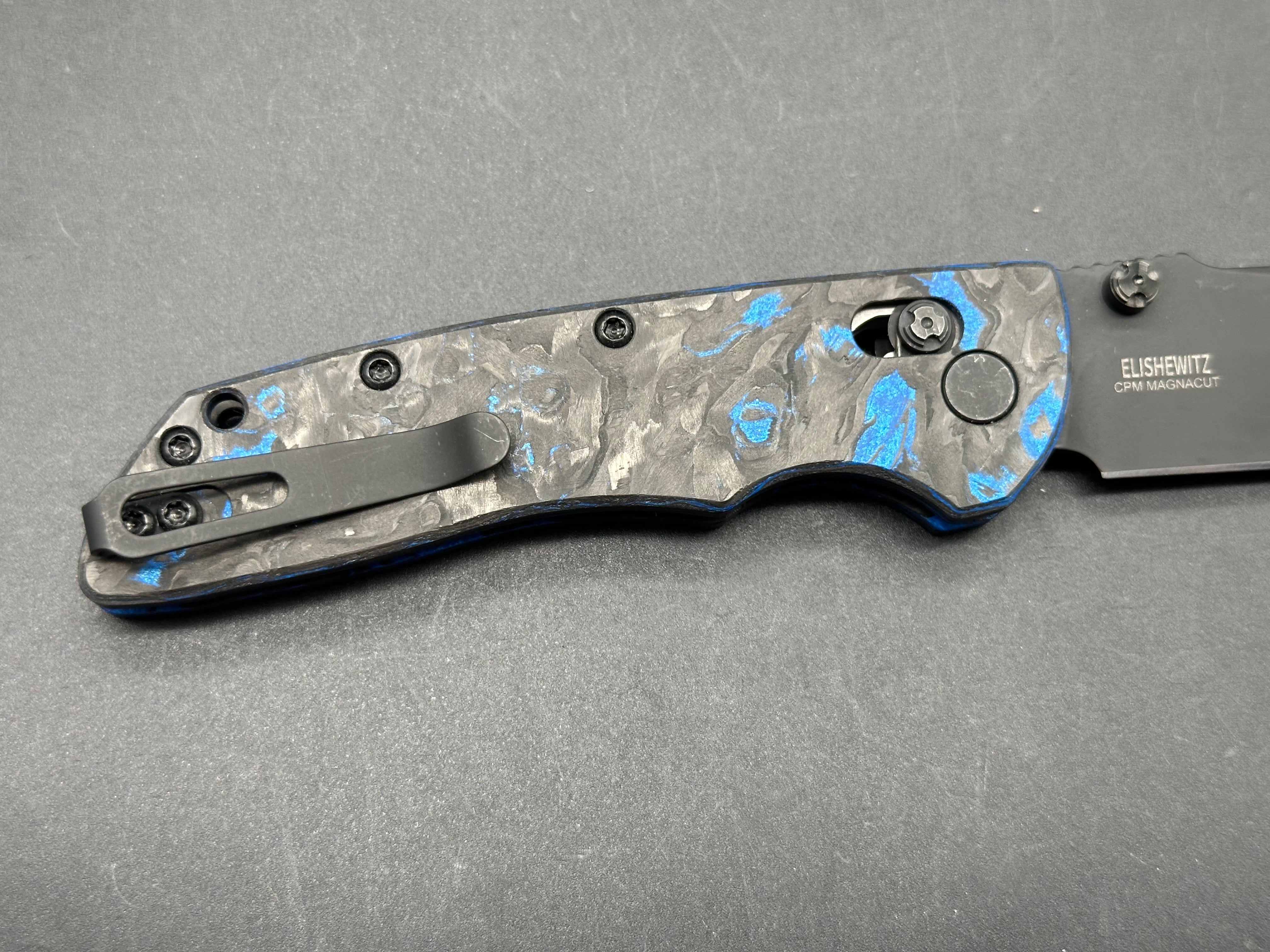 Hogue Deka Blue carbon fiber, Magnacut