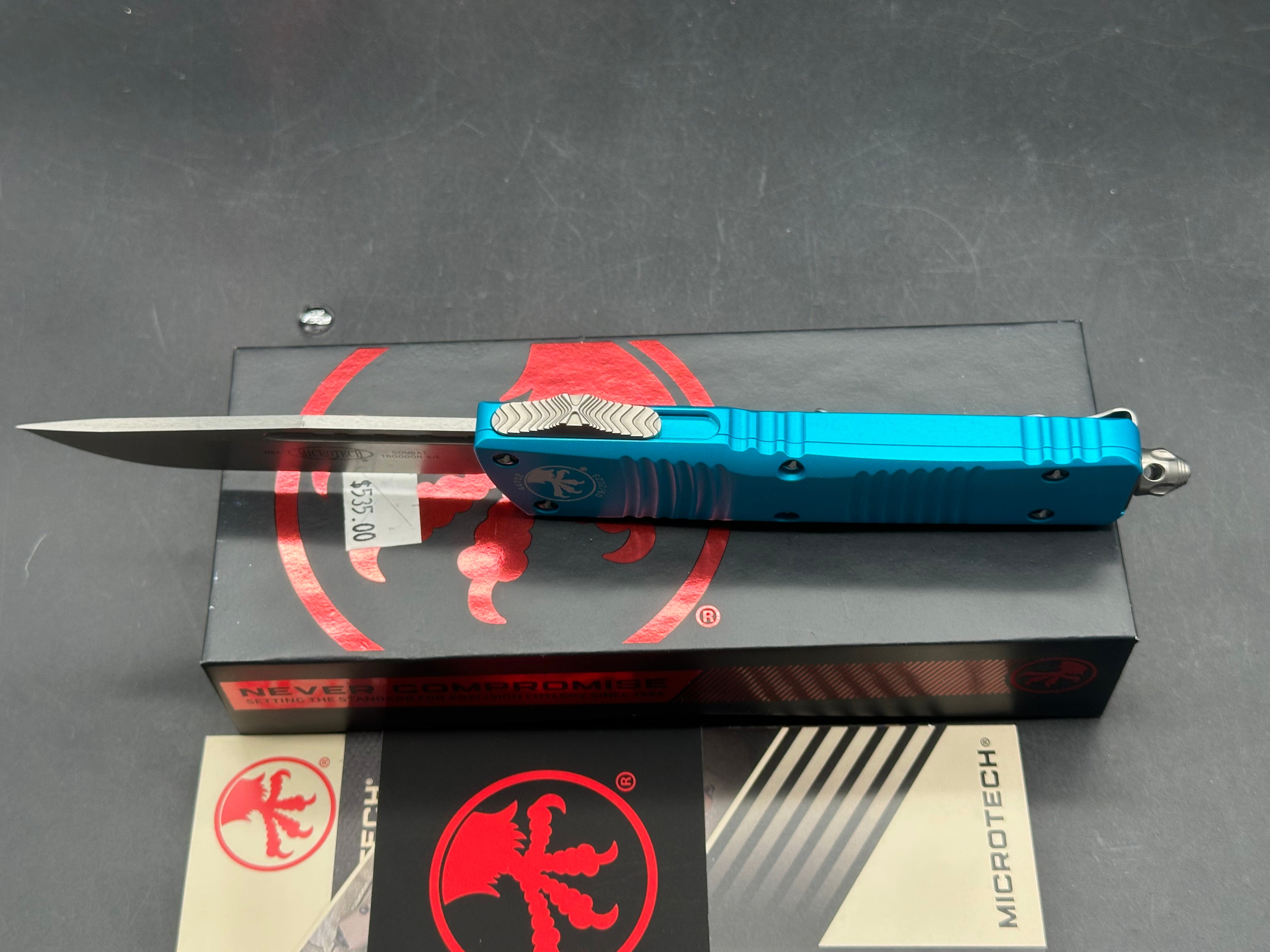 Microtech Combat Troodon Turquoise aluminum/M390 S/E