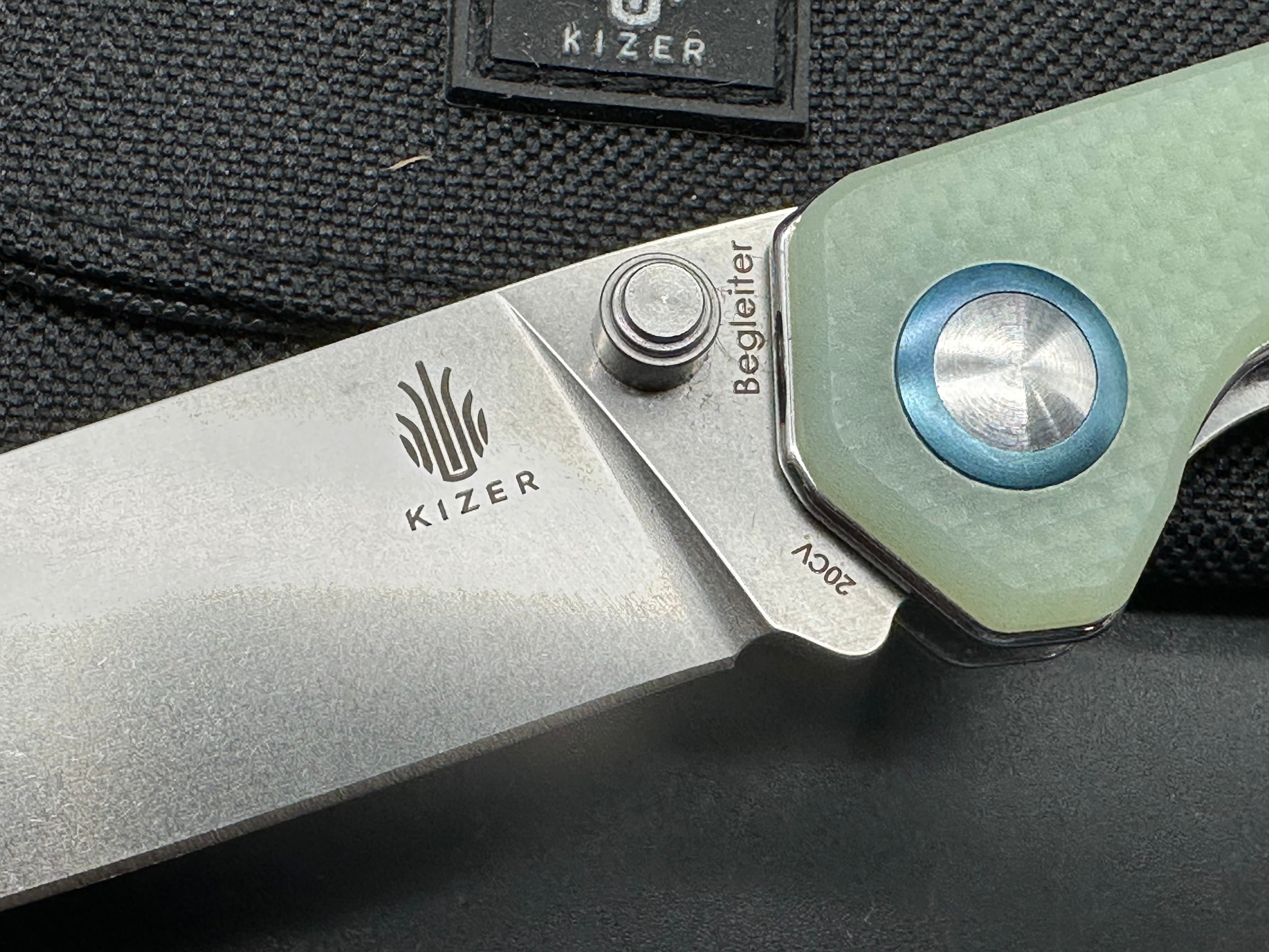 Kizer Beglieghter - CPM-20CV Steel