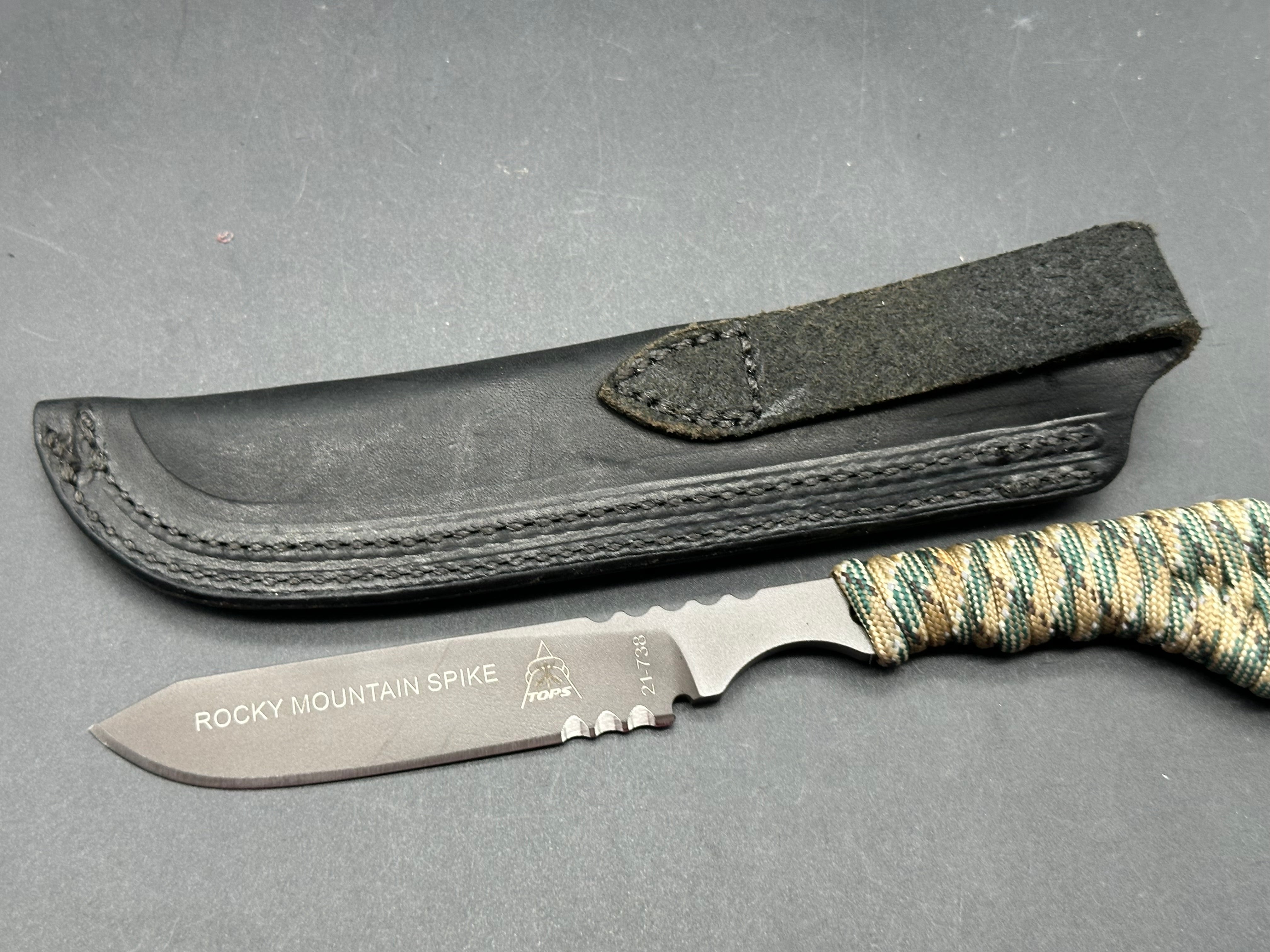 Tops Rocky Mountain Spike Paracord wrapped handle, 1095, leather sheath
