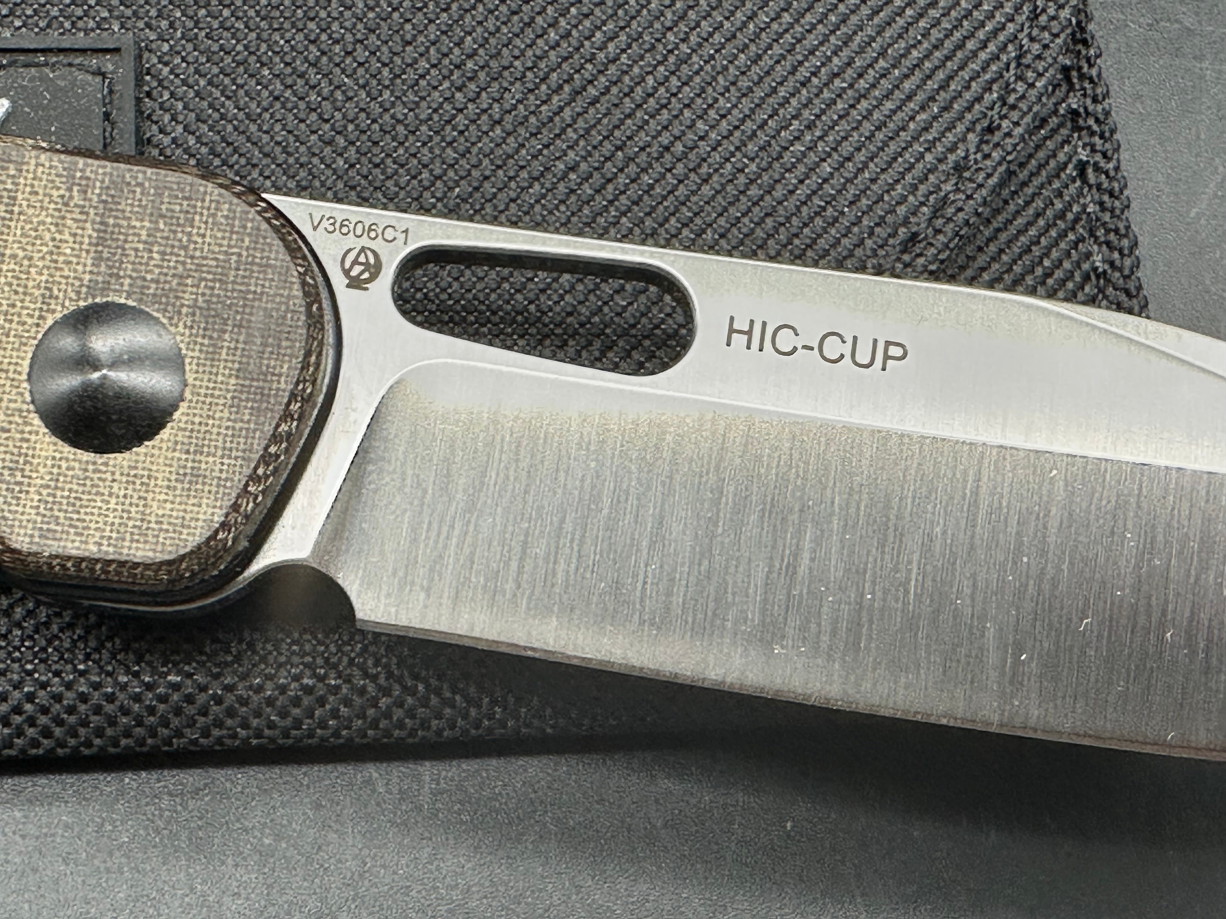 Kizer Hic-Cup - 154CM Steel. Tan Micarta