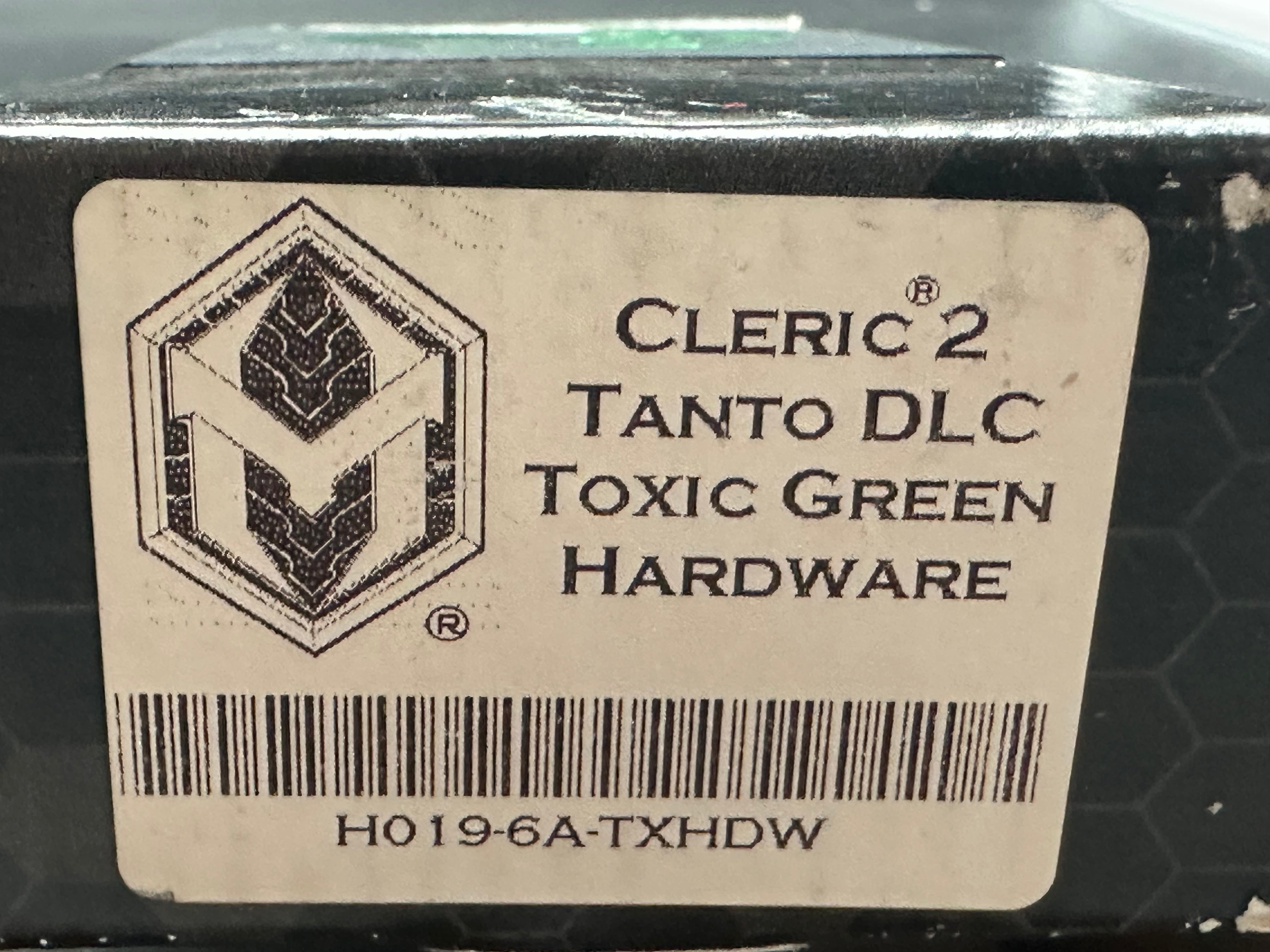 Heretic Cleric 2 tanto DLC toxic green hardware