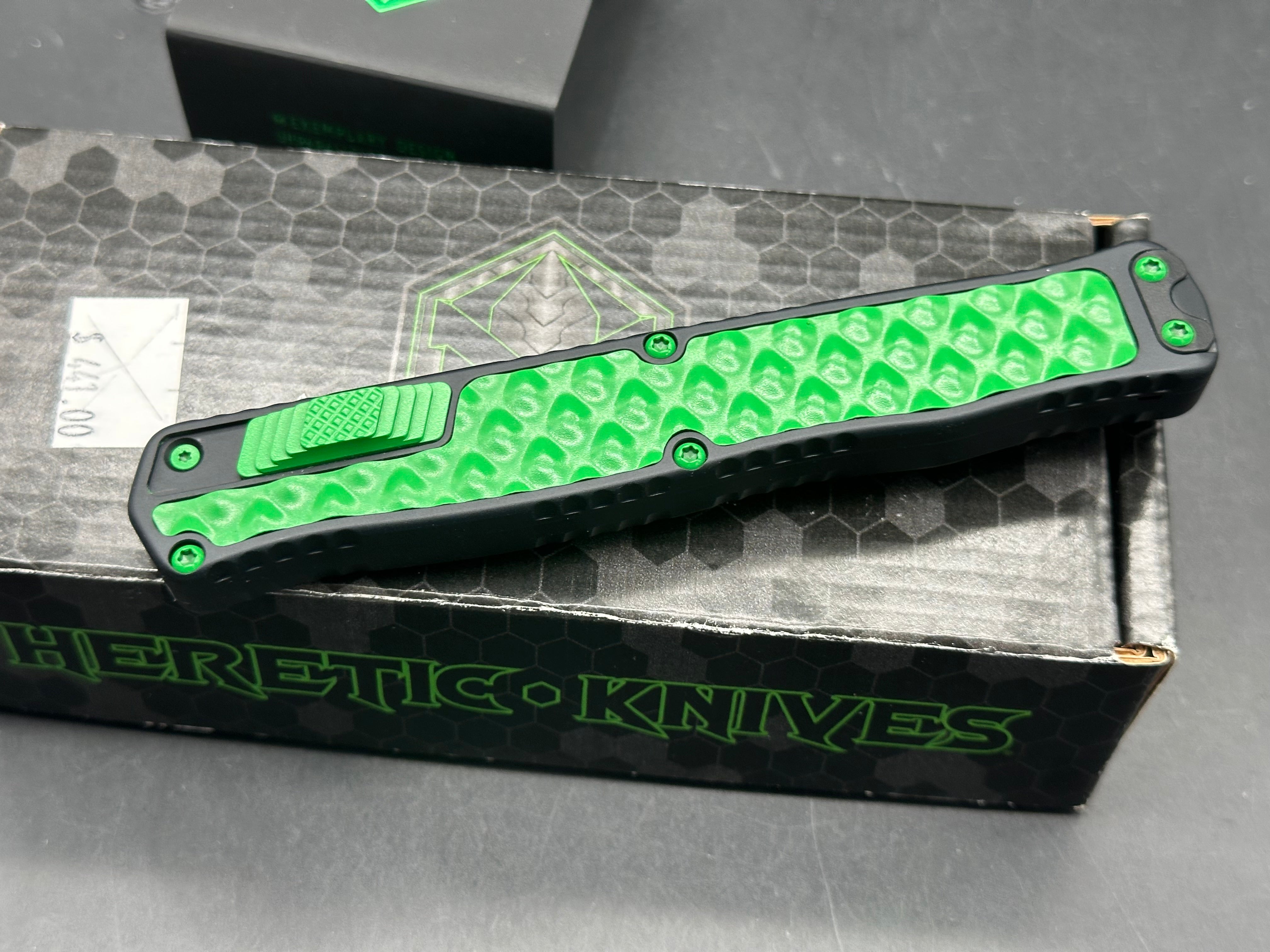 Heretic Cleric 2 tanto DLC toxic green hardware