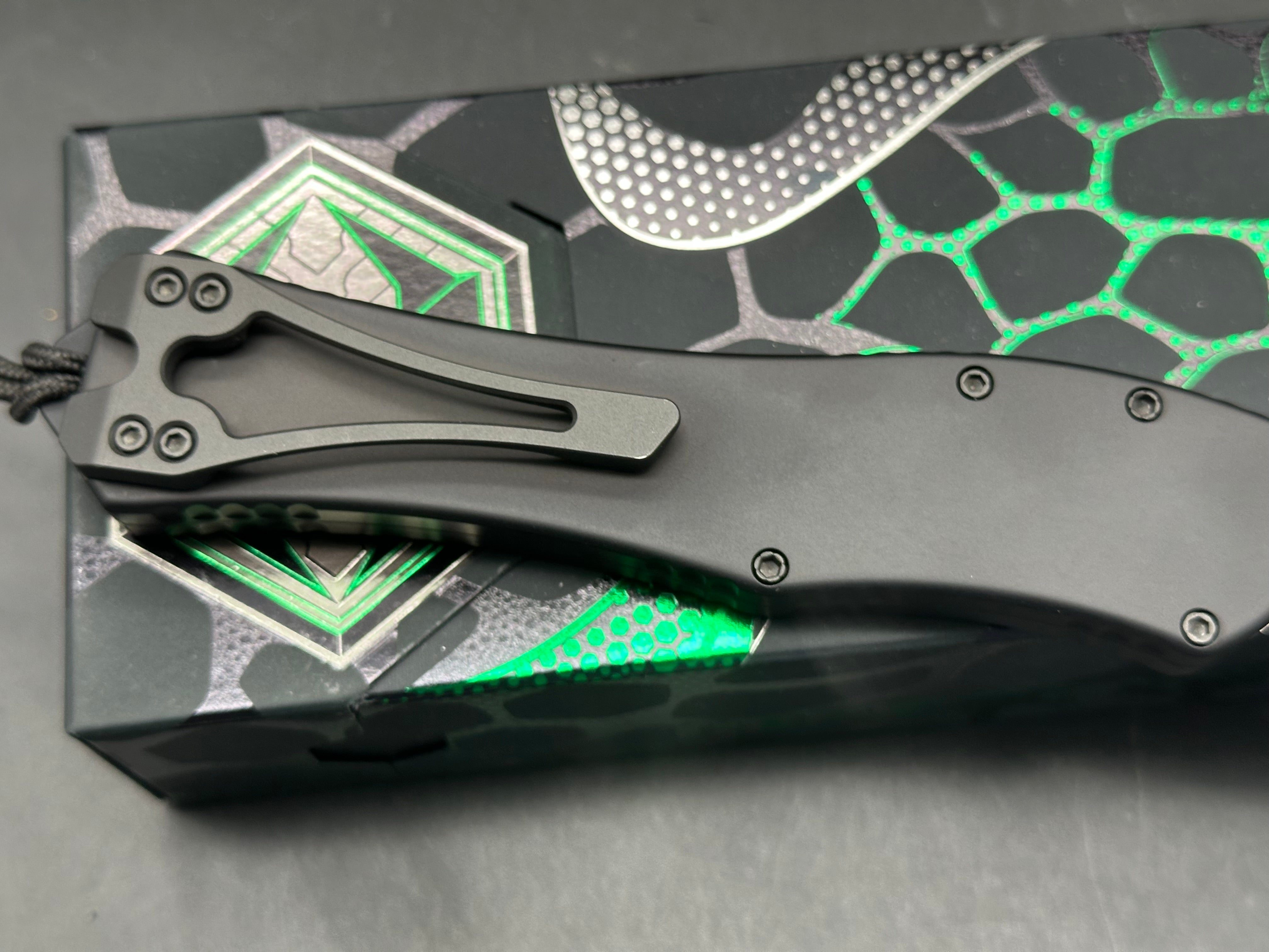 Heretic Hydra V.4 Recurve 2 tone black tactical