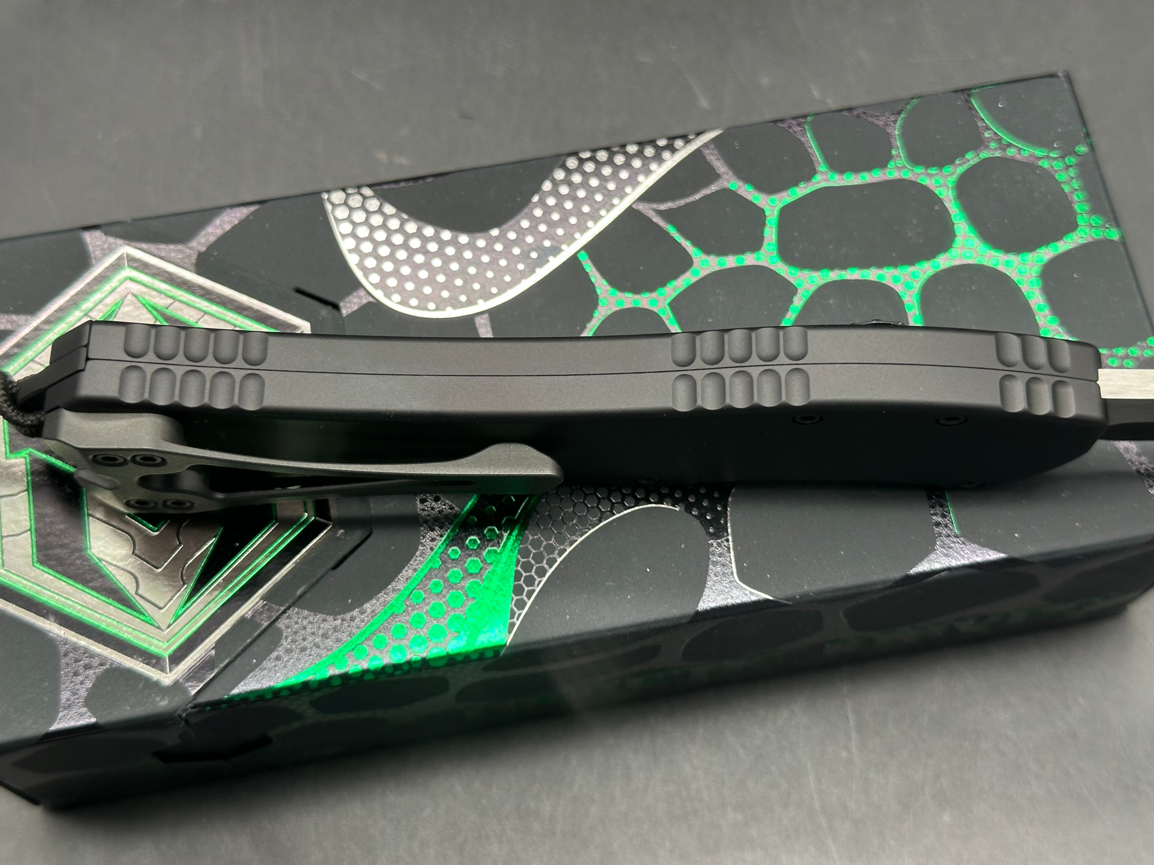 Heretic Hydra V.4 Recurve 2 tone black tactical