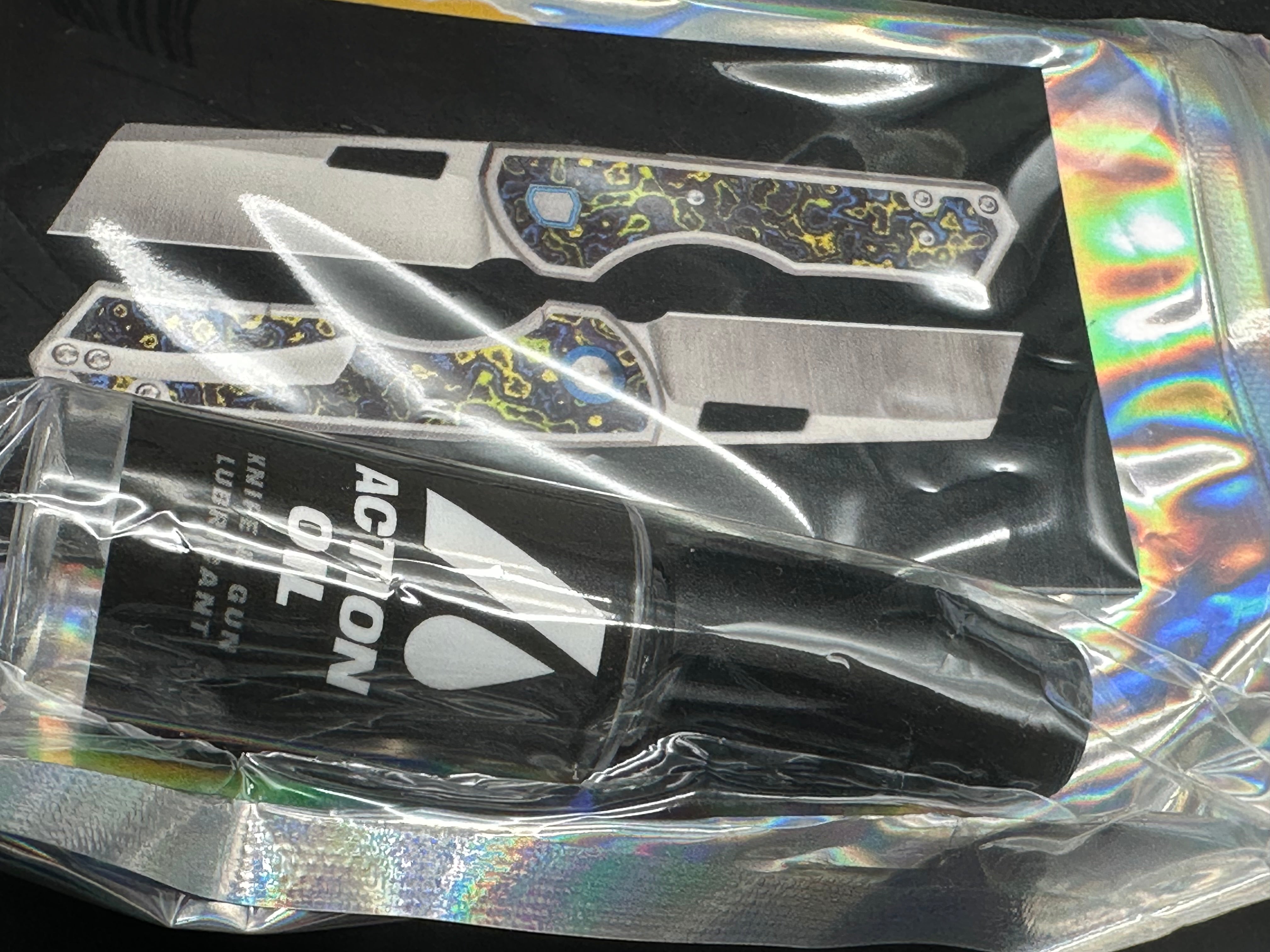 Brian Brown Yeager M V3 - LNIB- American Edge exclusive - Gecko CF inlays