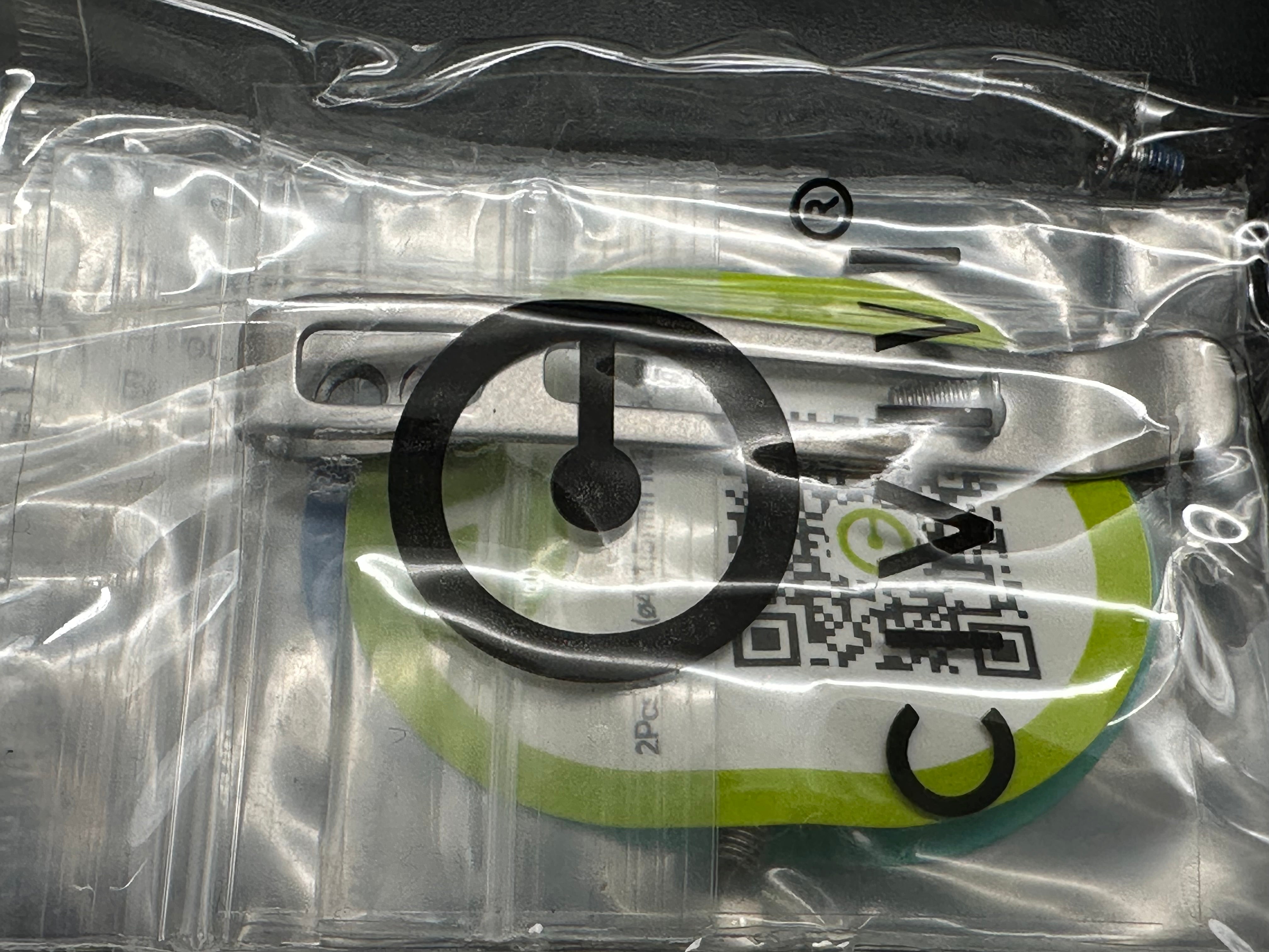 Civivi Vision FG - LNIB - Knifecenter exclusive in S35VN - custom 80's camo carbon scales & Skiff bearings