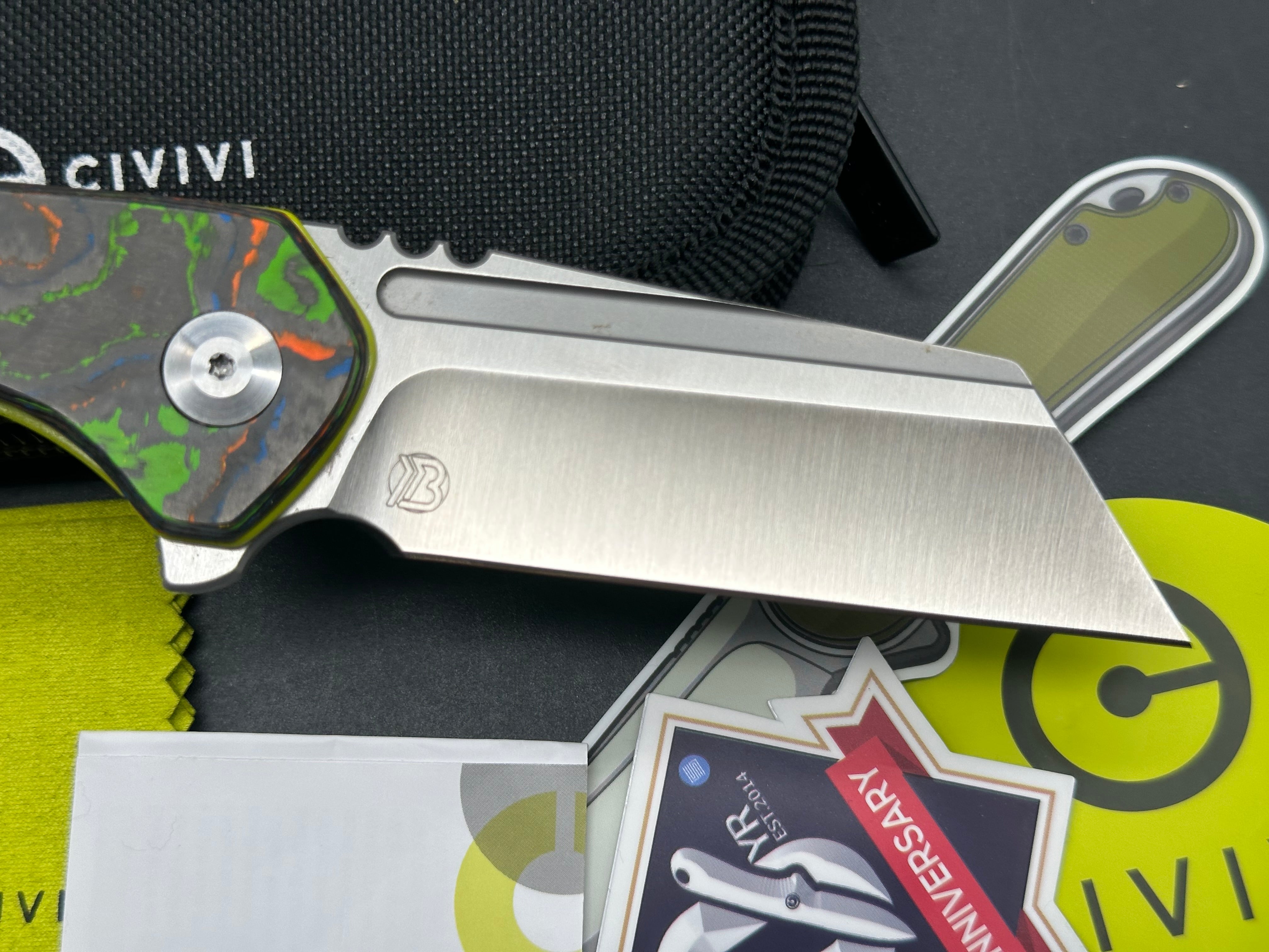Civiv ExOne - LNIB - custom 80's camo carbon scales / Skiff bearings installed