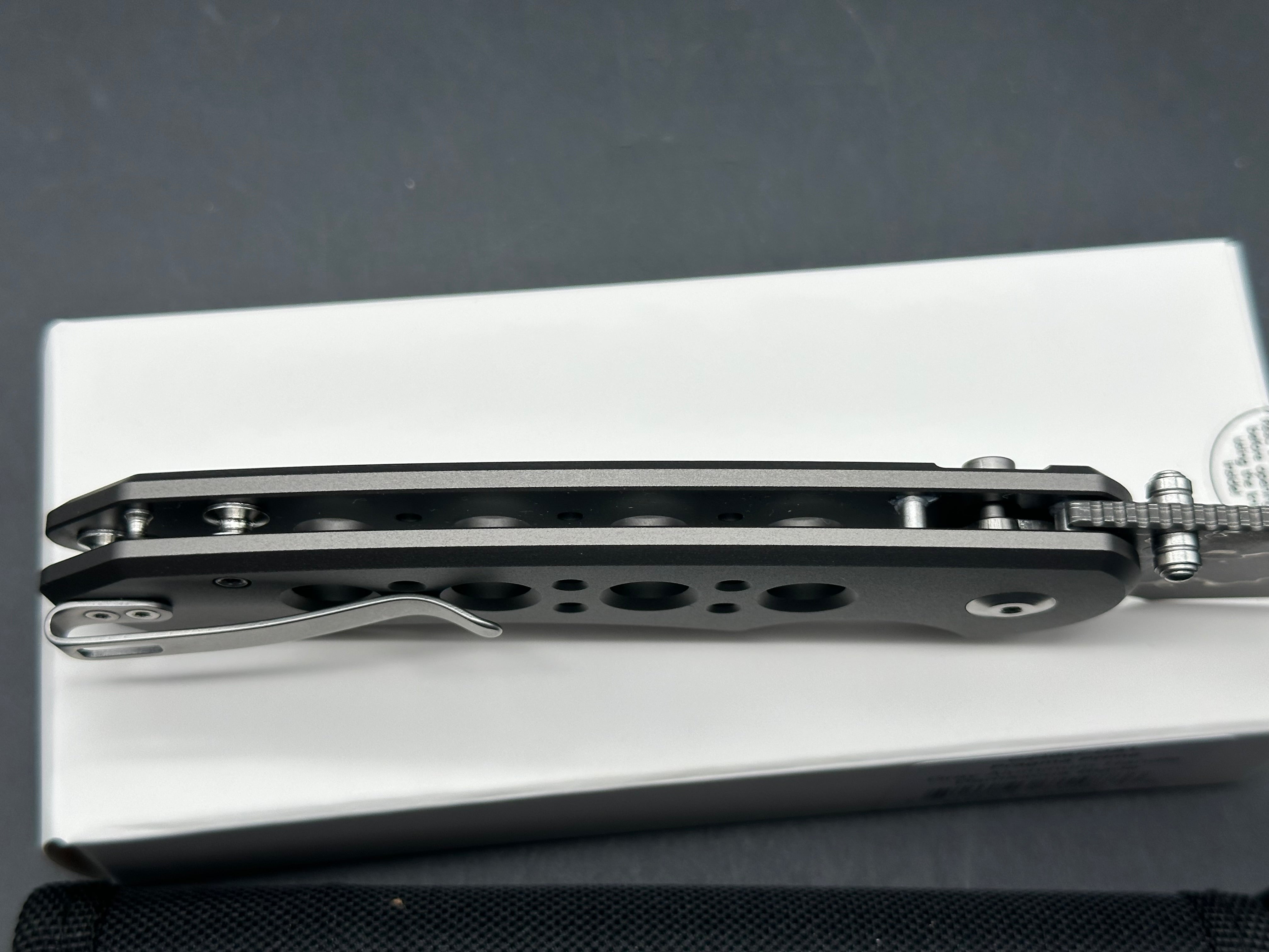 CIVIVI Pragma Prime Thumb Stud & Button Lock Knife Aluminum Handle (3.49" Damascus Blade)