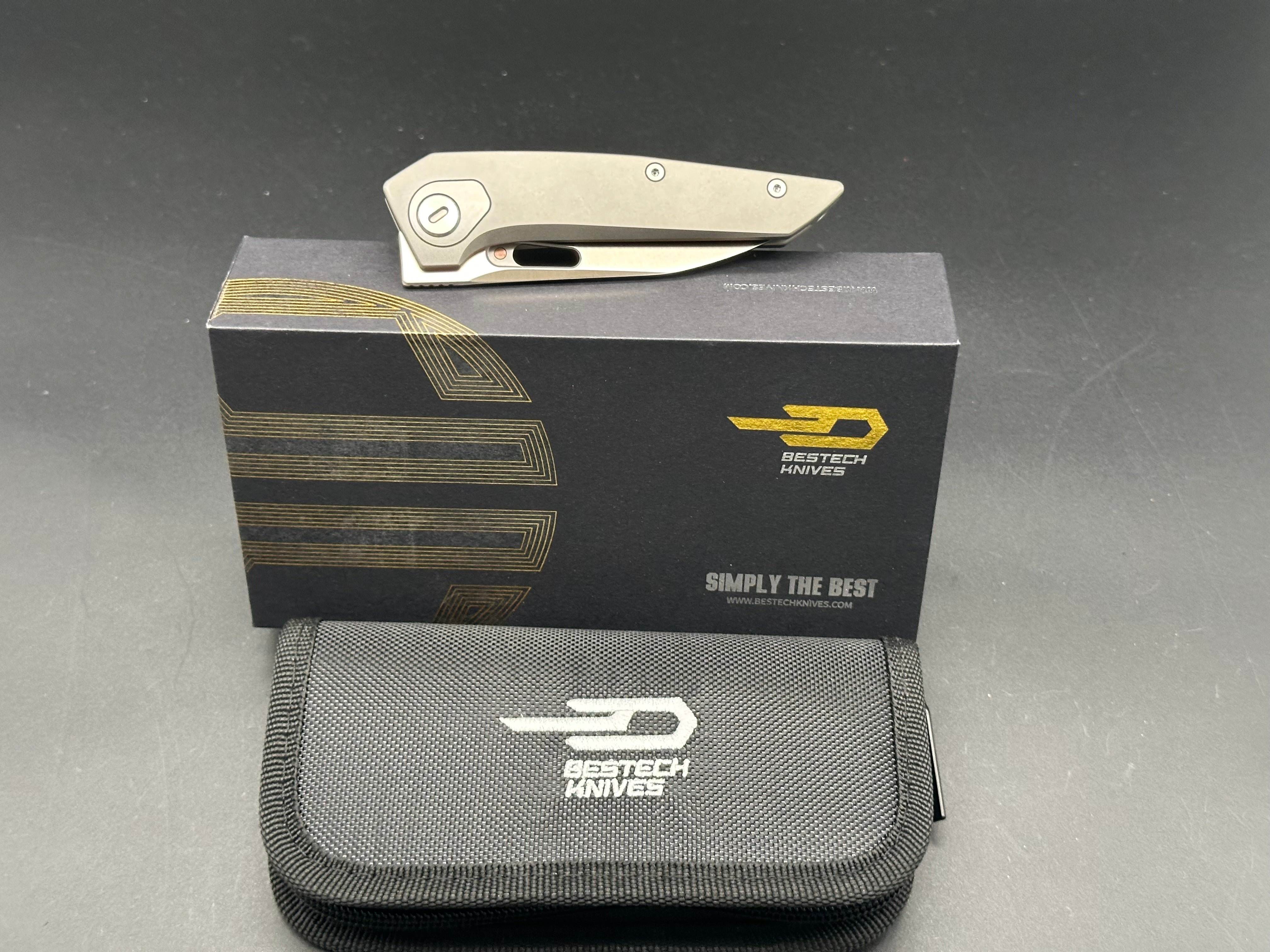 BESTECH VK-VOID FOLDING KNIFE WHITE BEAD BLAST /STONEWASH TITANIUM HANDLE ELMAX PLAIN EDGE SATIN FINISH BT2305A