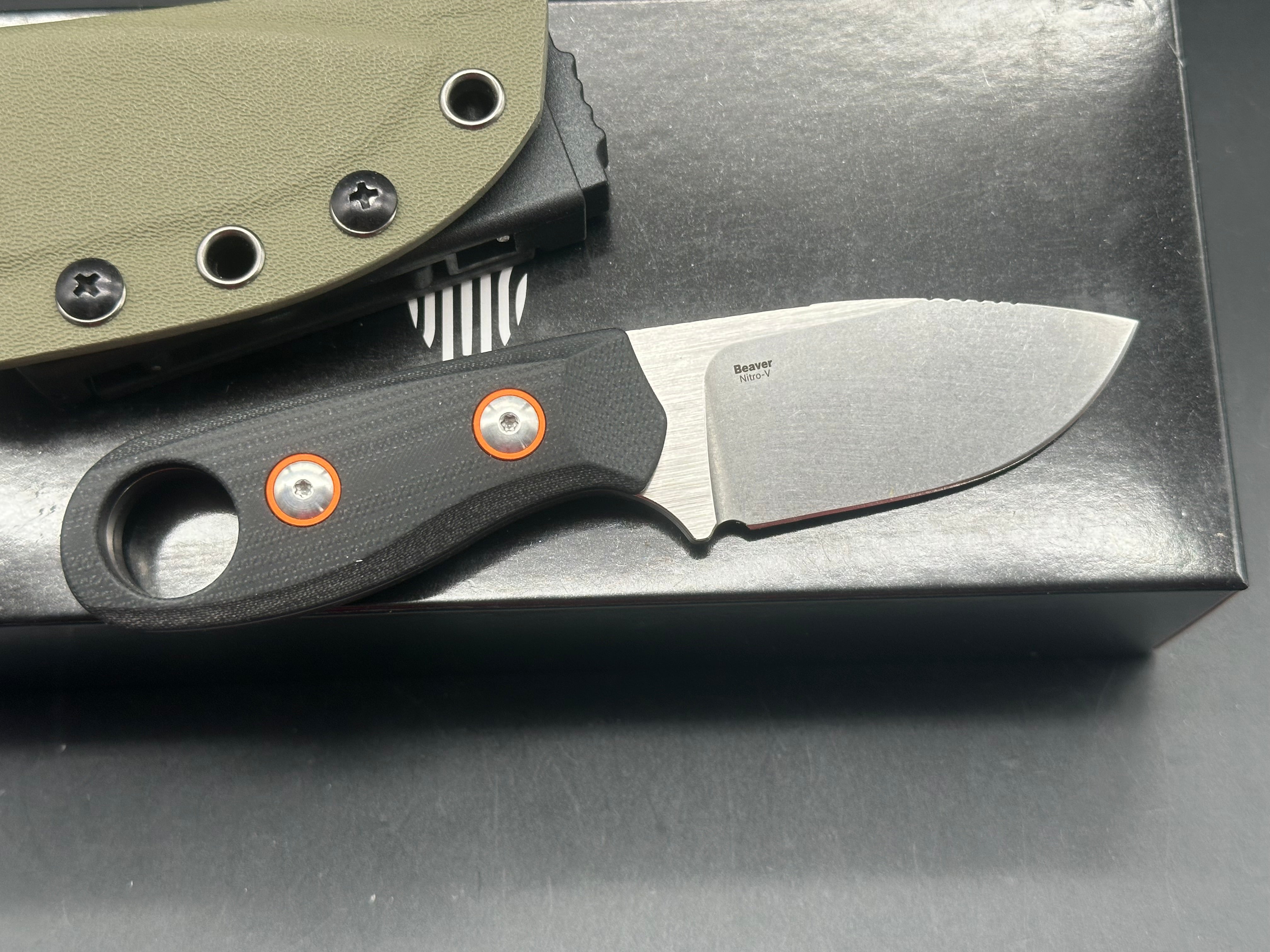 Kizer BEAVER | NITRO-V | BLACK G10 | 1078M1