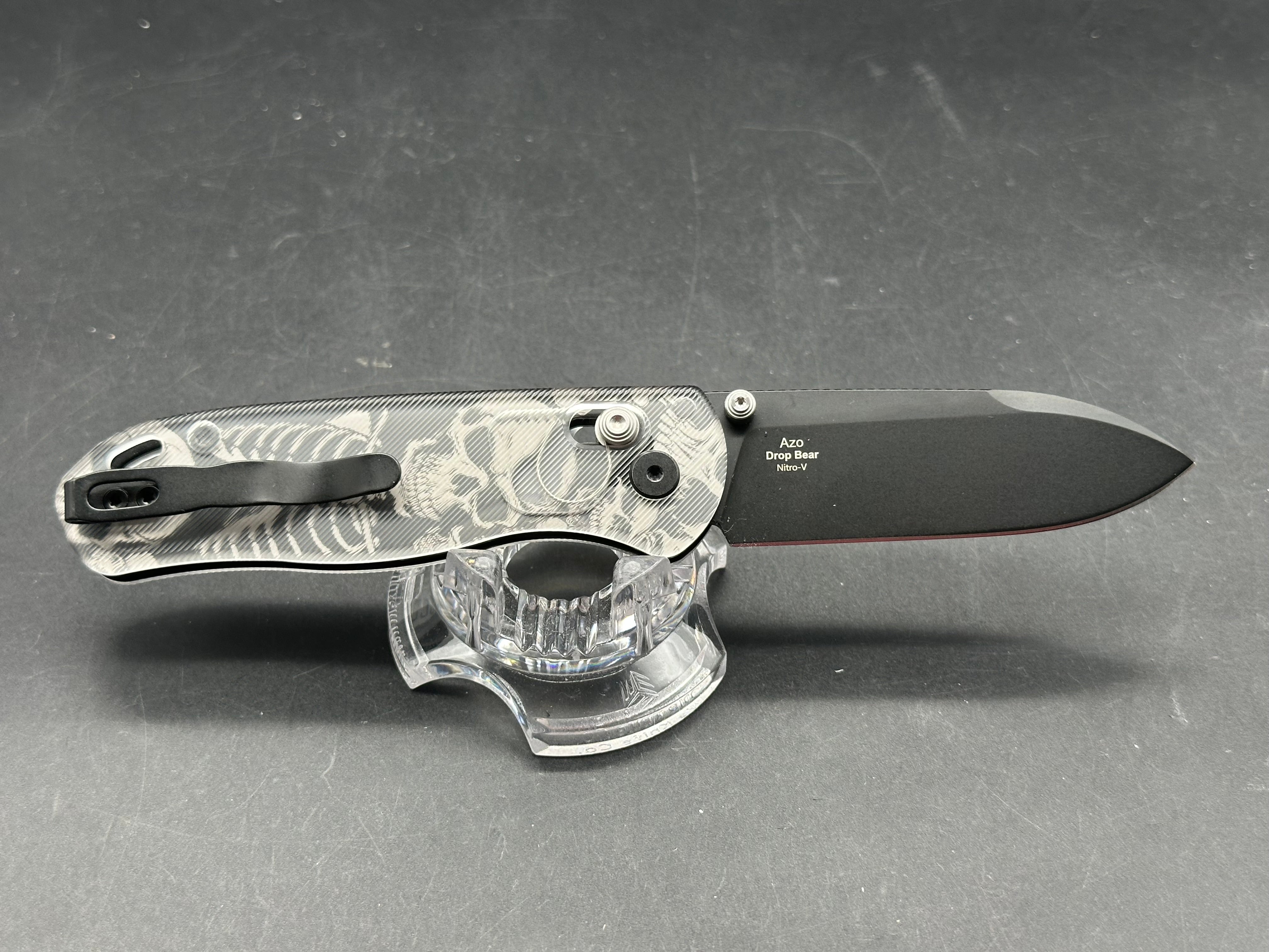 Kizer Drop Bear Laser engraved skull acrylic scales Nitro-V