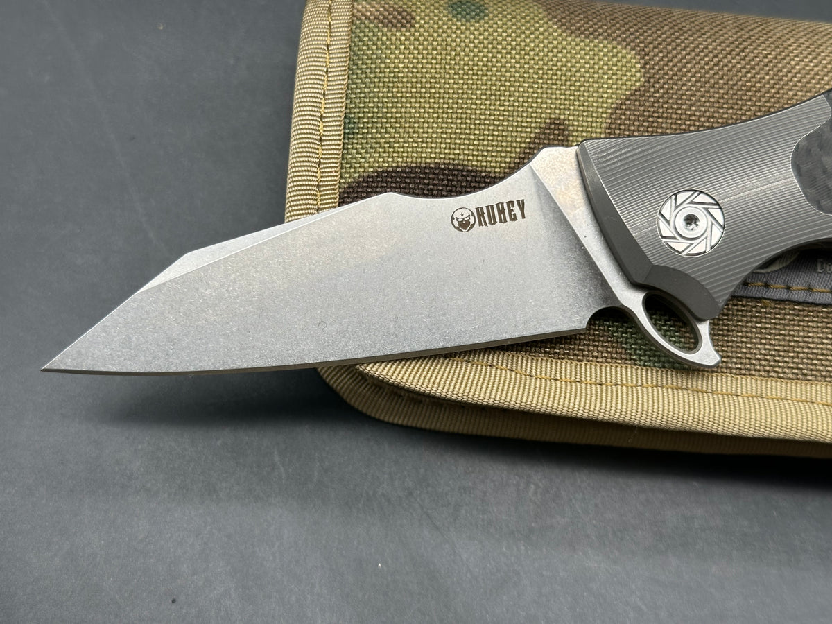 Kubey KU214 titanium/CF handle w/S35VN blade