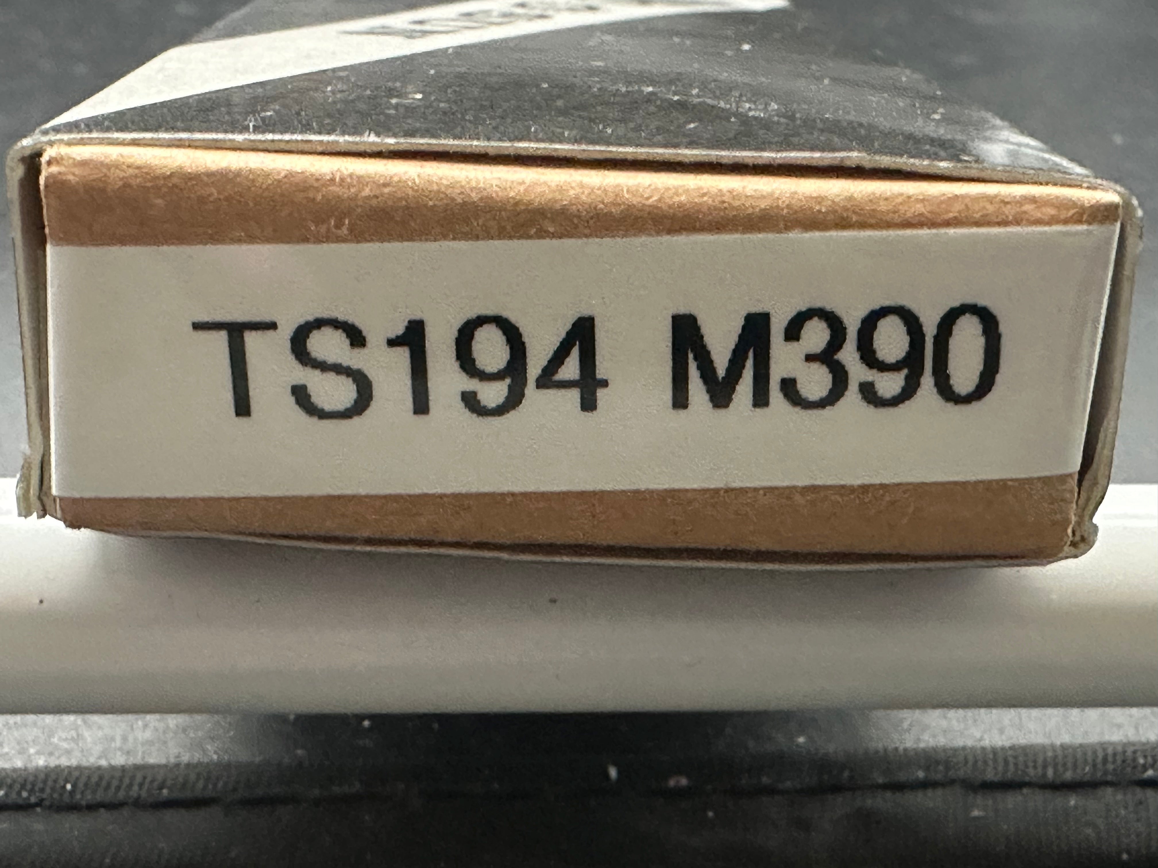 TWOSUN TS194 FLIPPER FOLDING KNIFE TITANIUM HANDLE FRAME LOCK M390 PLAIN EDGE