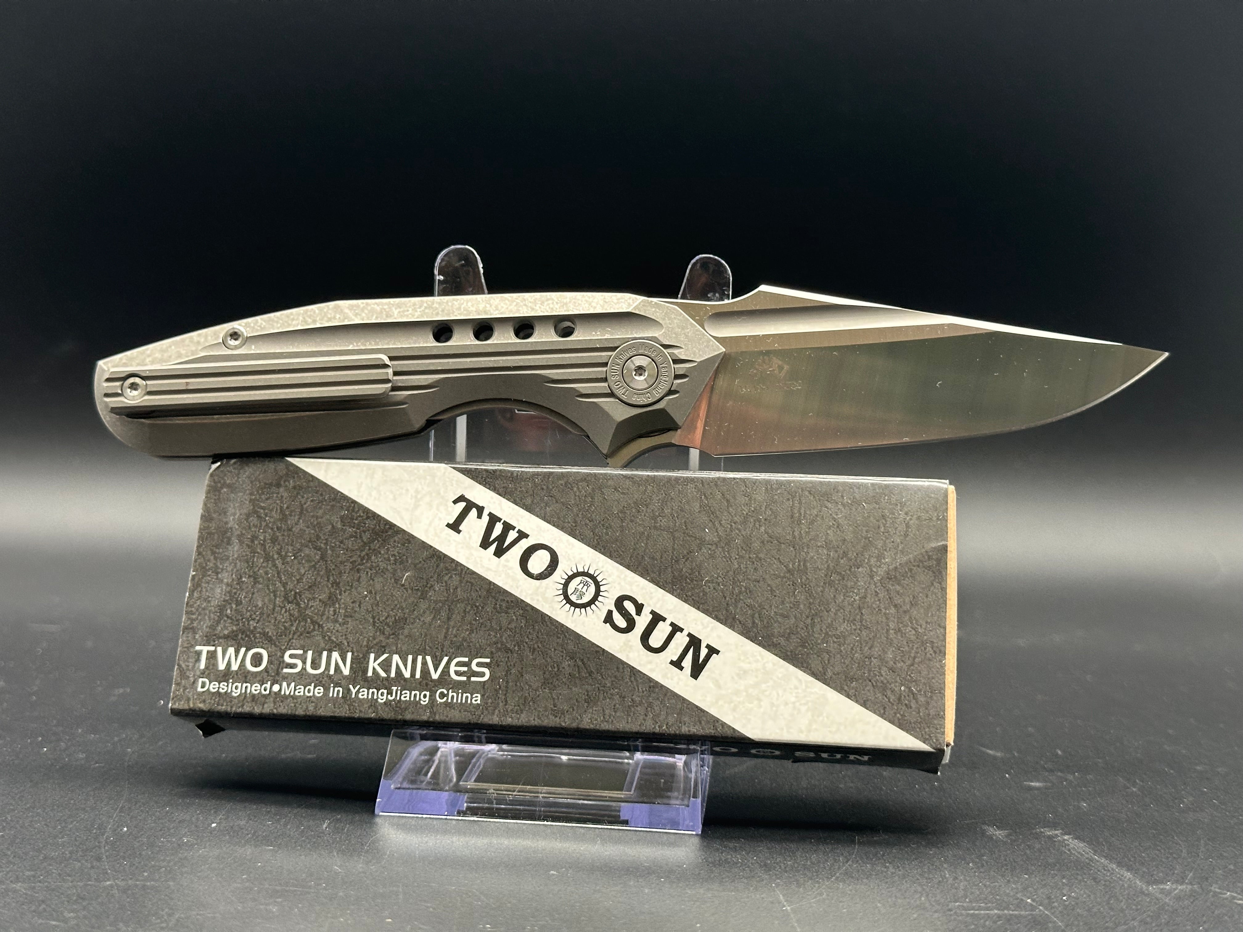 TWOSUN TS194 FLIPPER FOLDING KNIFE TITANIUM HANDLE FRAME LOCK M390 PLAIN EDGE