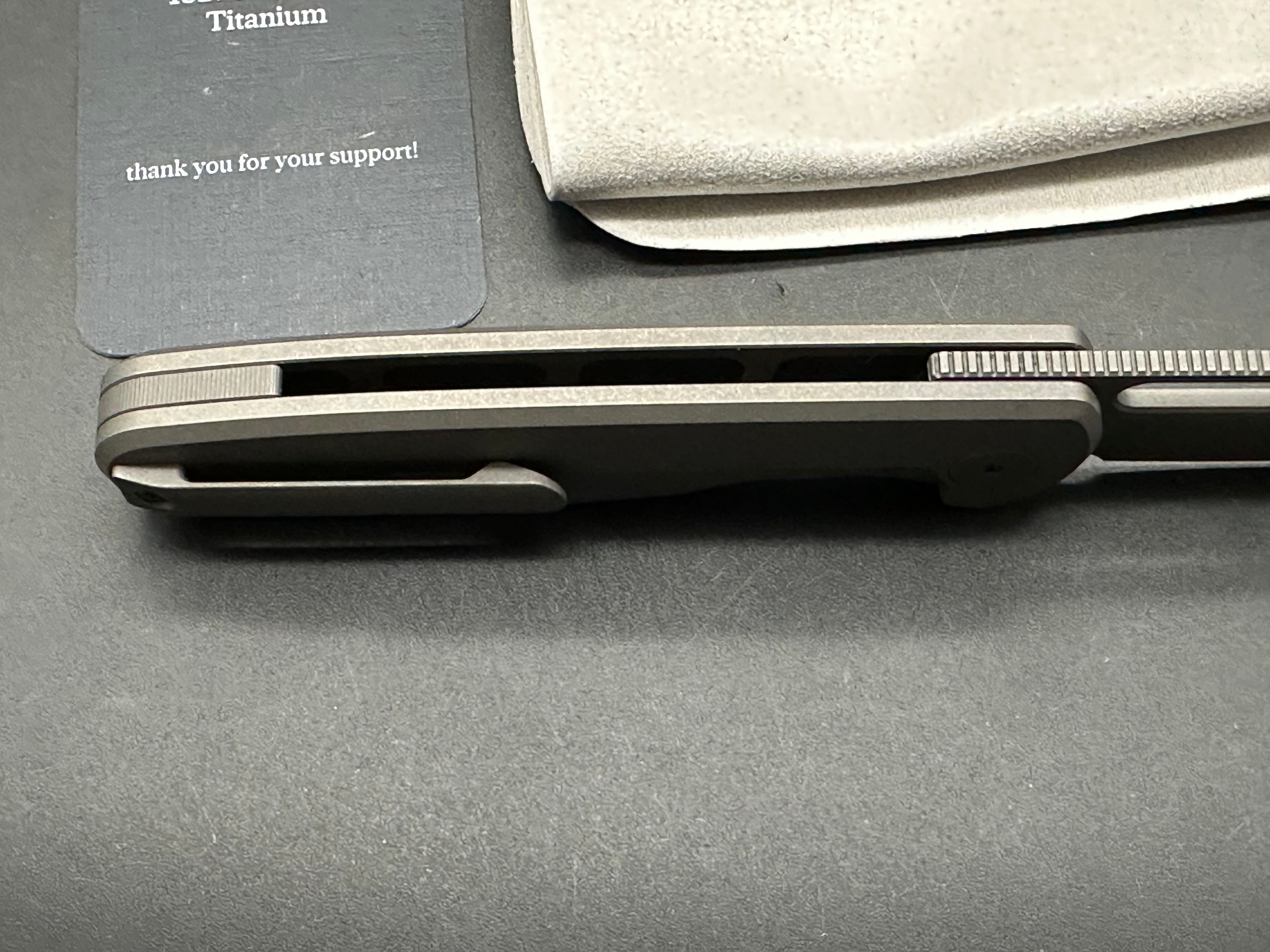 Bridgeport 1827 FL, 3.3" 20CV Blade w/Titanium Handle