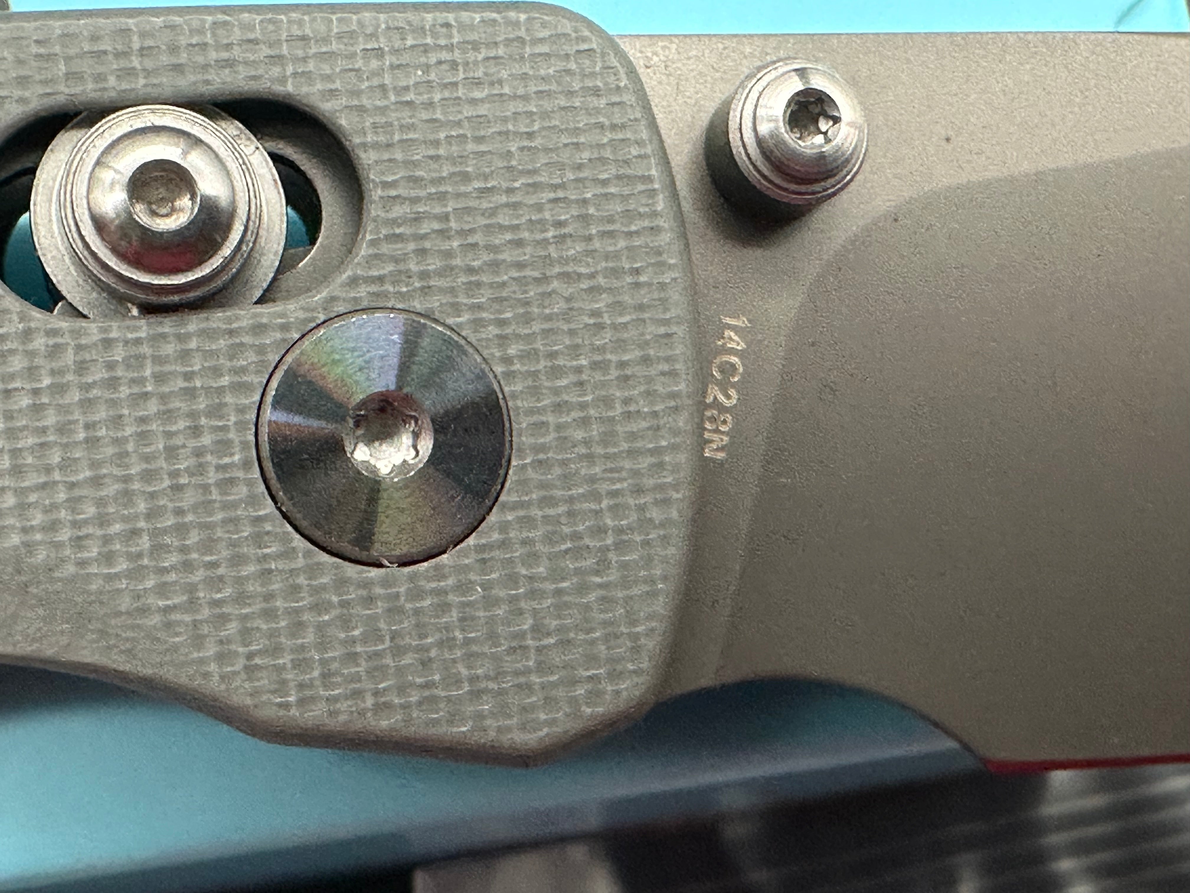 Miguron Vikor 3.14" 14C28N Graywash Blade with Gray Peel Ply Textured G10 Scales with Skiff Bearings installed