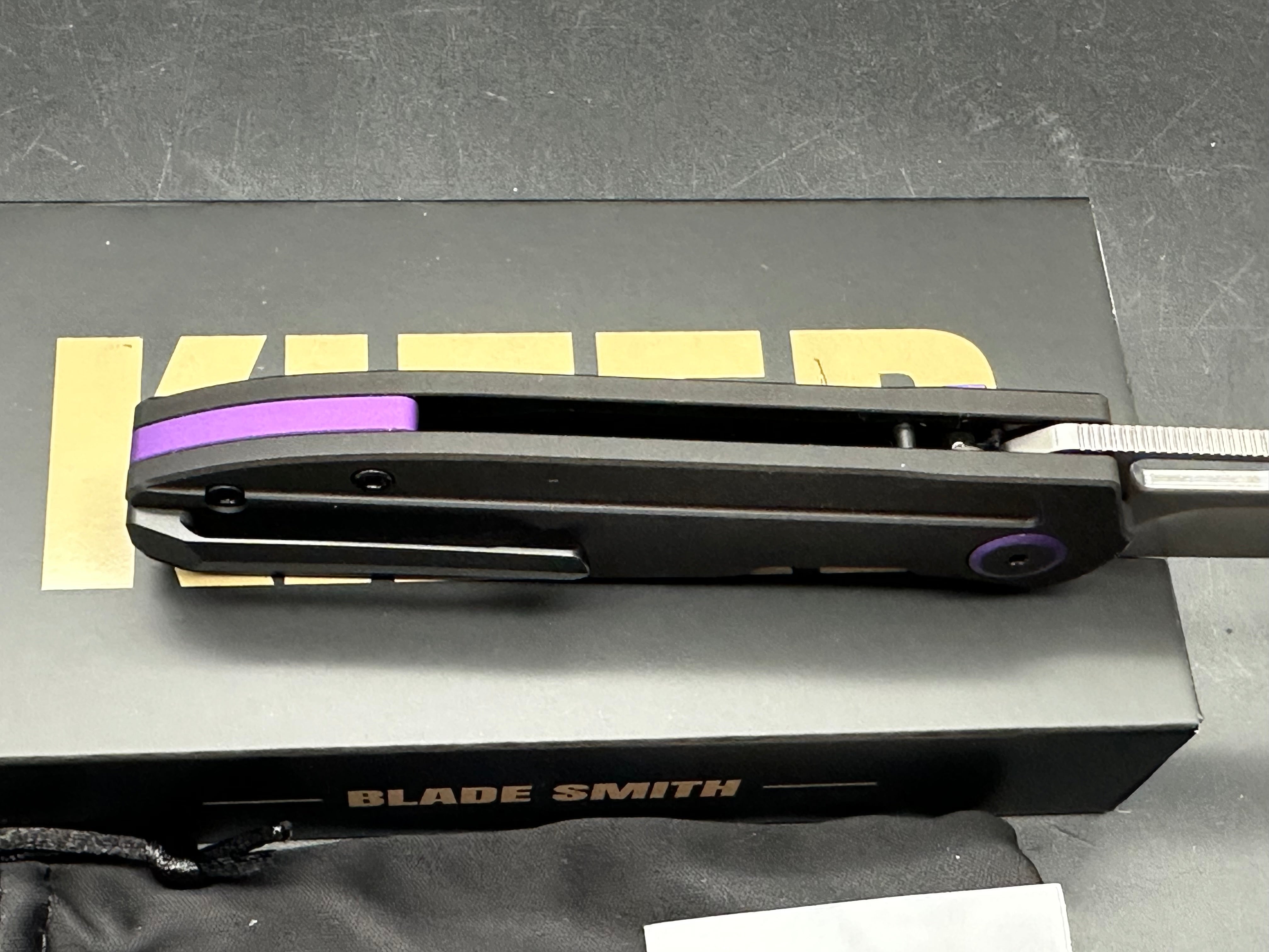 KIZER MASH BLACK ALUMINUM M390 MODIFIED SHEEPSFOOT