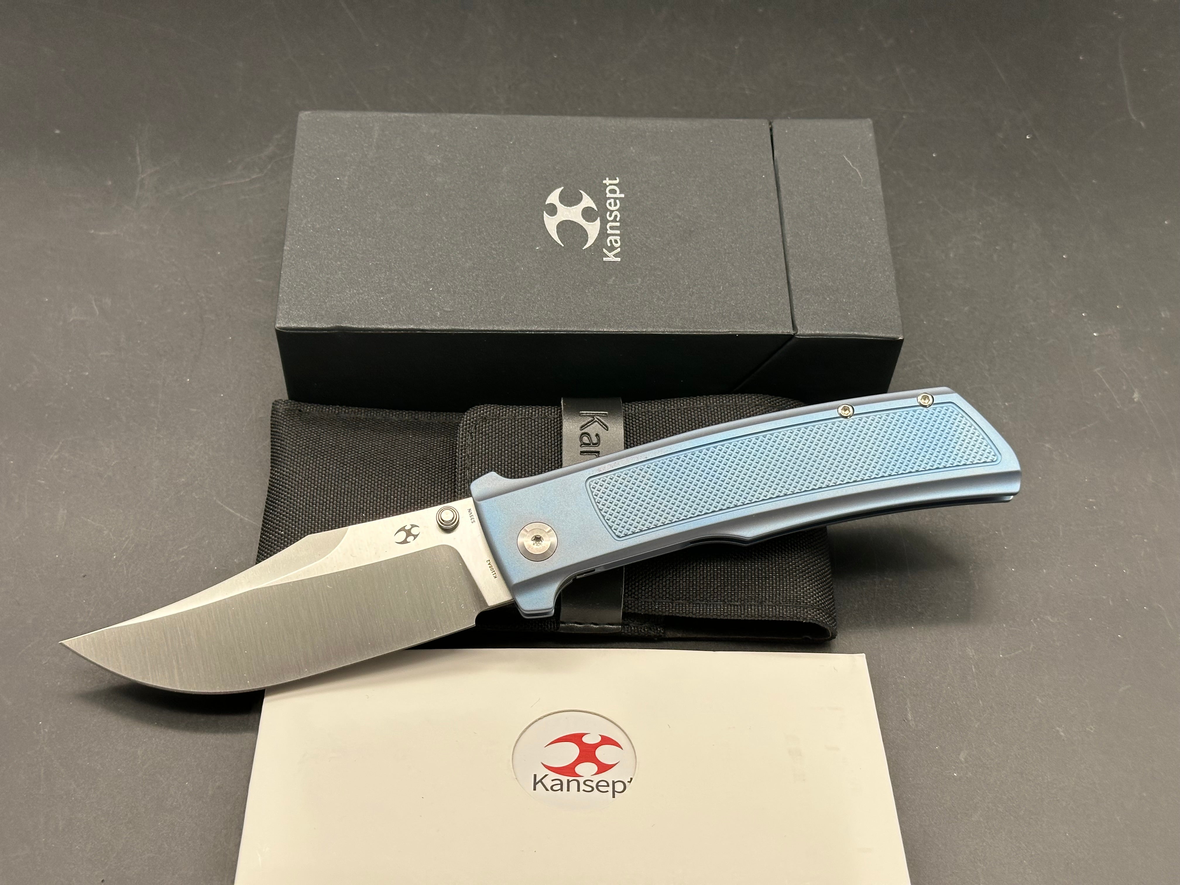 KANSEPT BISON FOLDING KNIFE BLUE TITANIUM HANDLE S35VN PLAIN EDGE SATIN FINISH