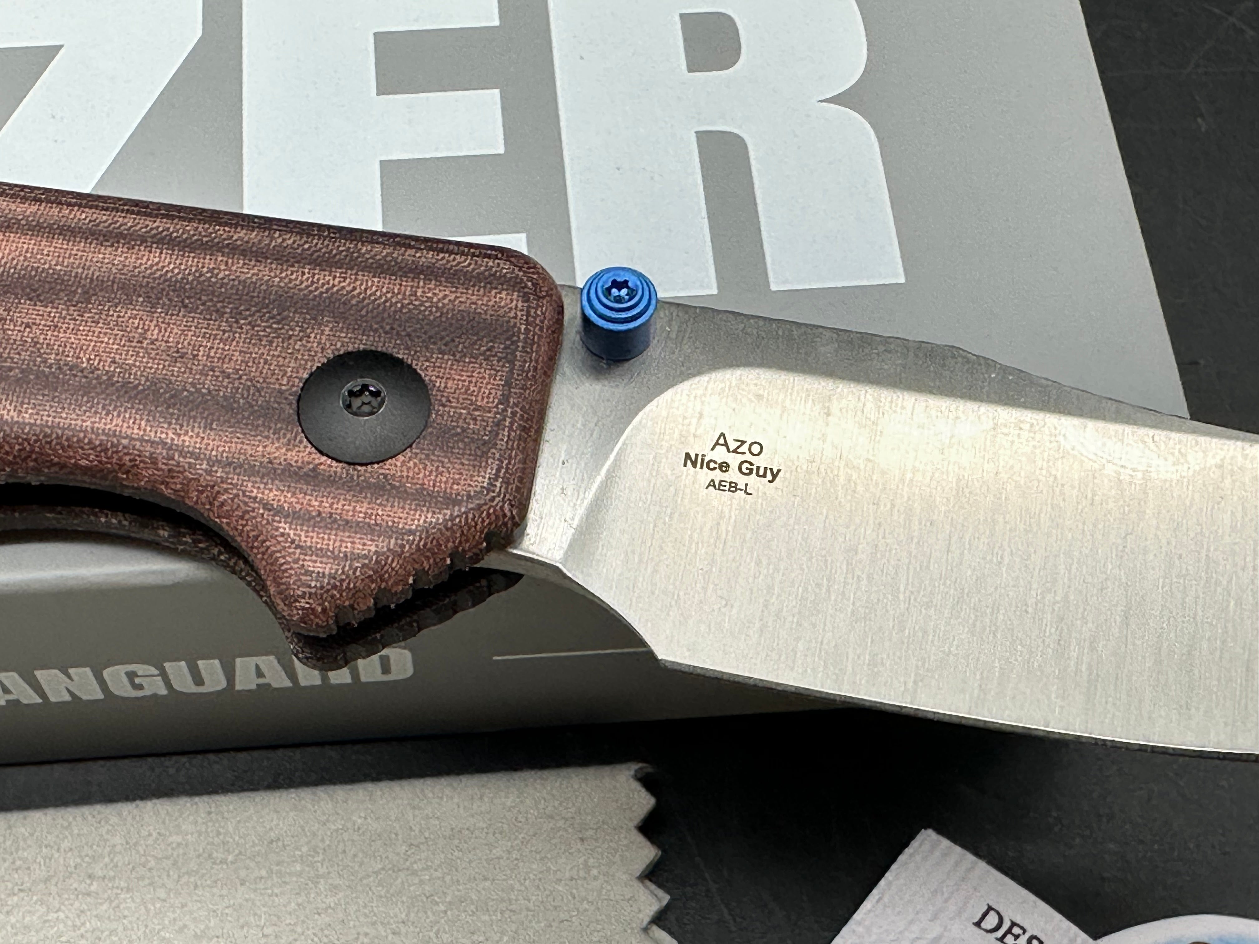 KIZER NICE GUY BROWN MADDER MICARTA HANDLE AEB-L CLIP POINT PLAIN EDGE