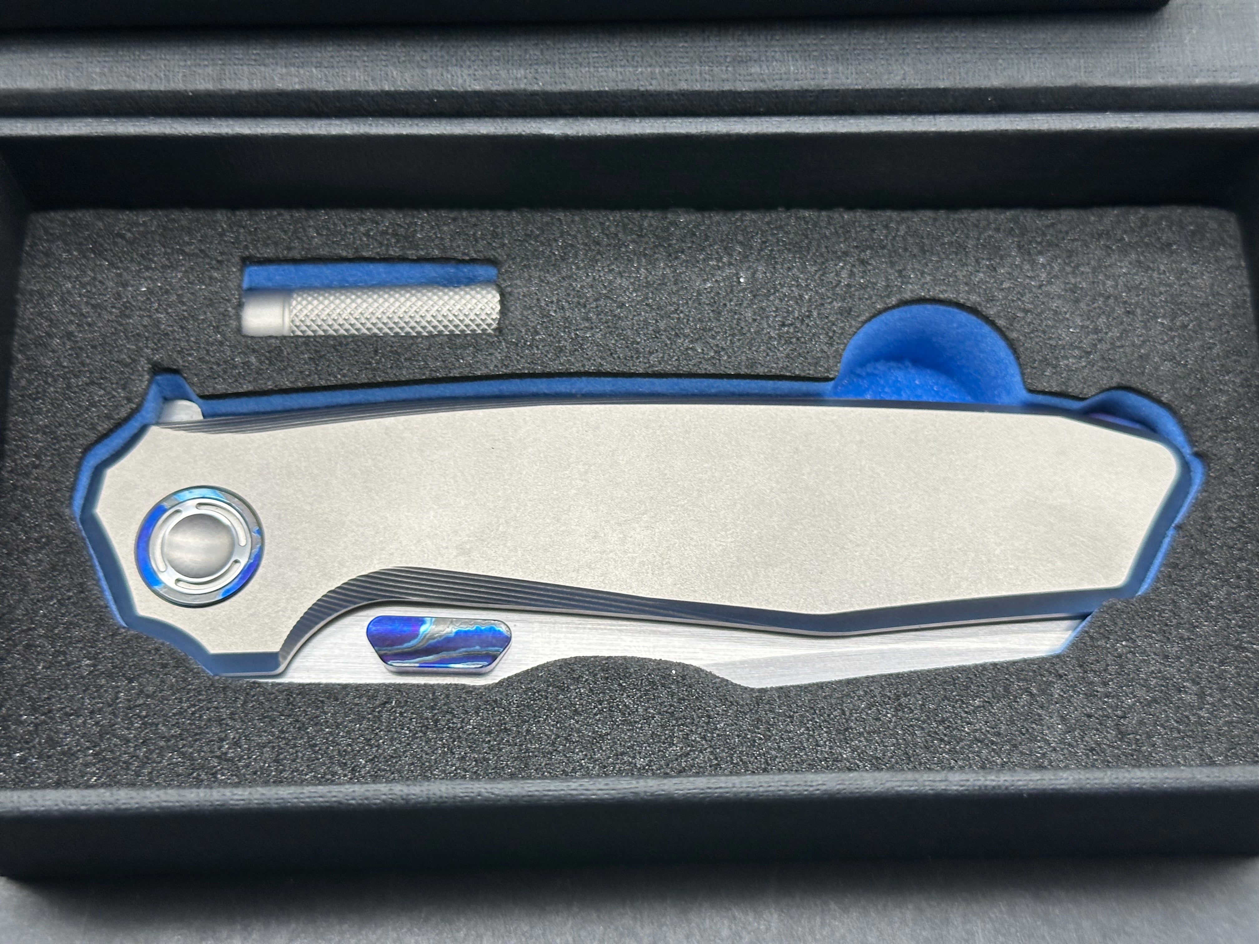 REATE KNIVES MANTIS FOLDING KNIFE SMOOTH BLASTED TITANIUM HANDLE HAND RUBBED ZIRCUTI HARDWARE ELMAX BLADE