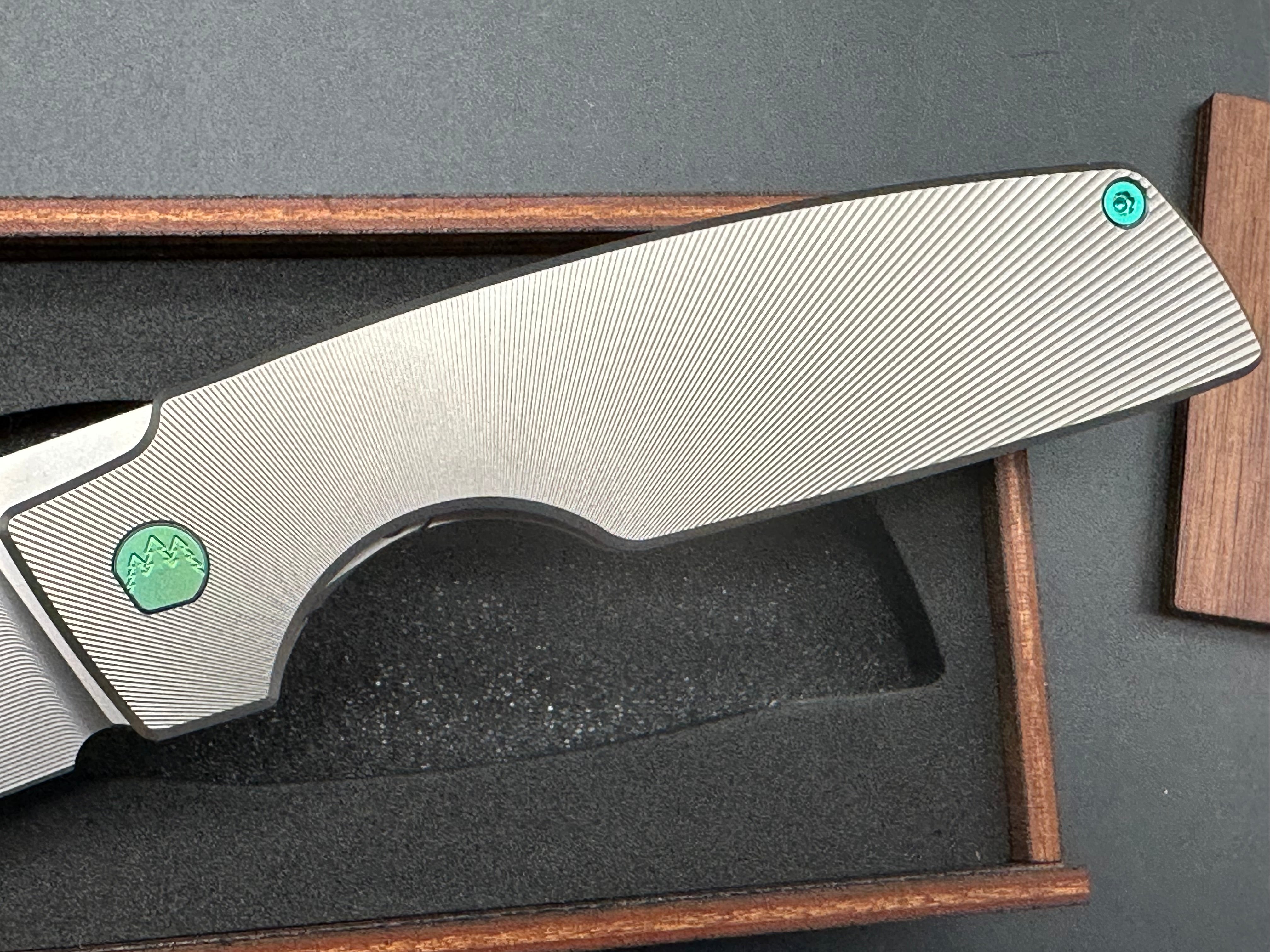 Rob Johnson Cedar Custom Build #430 - Zirblasted Micromilled Vanax Blade / Zirblasted Radial Pattern Titanium Scales with Green Hardware zirc blasted Vanax