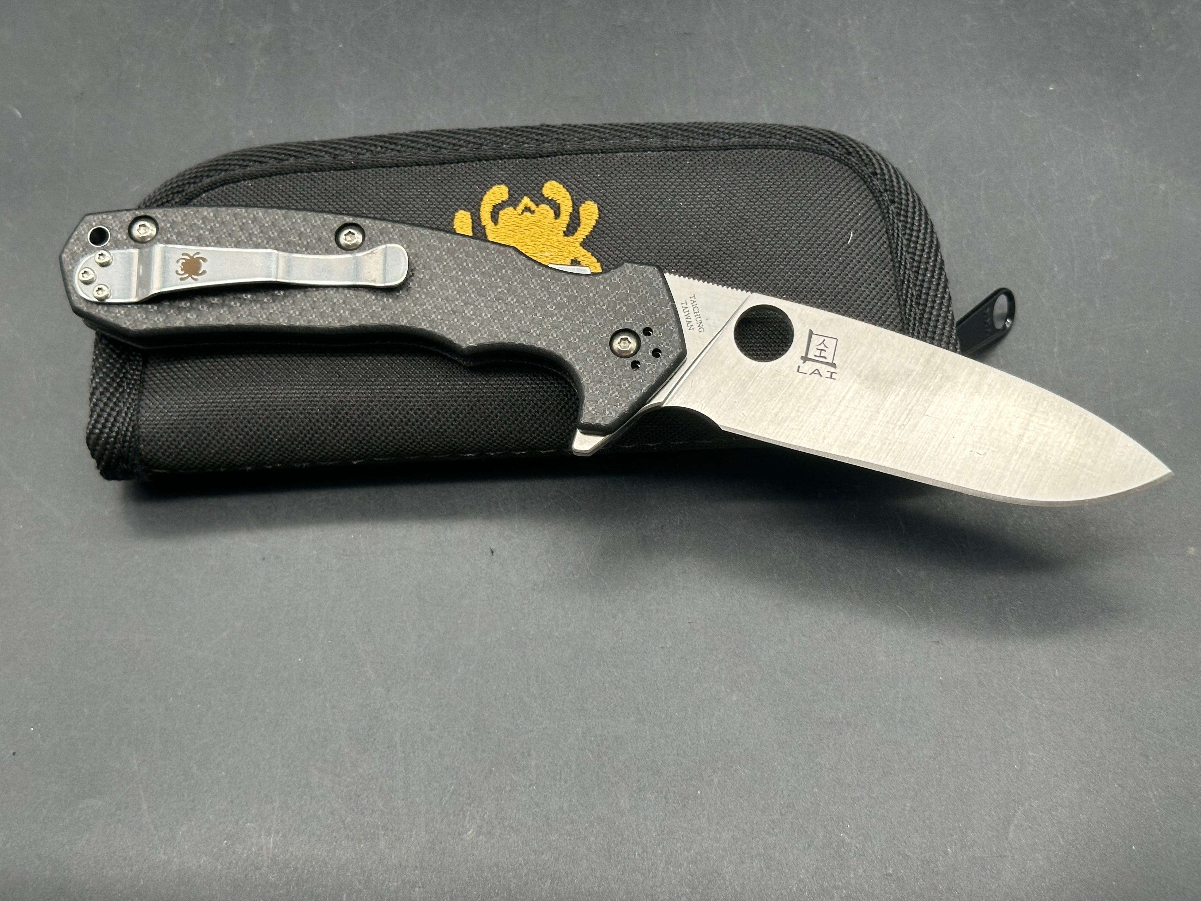 Spyderco Lai Amalgam Carbon Fiber & S30V blade