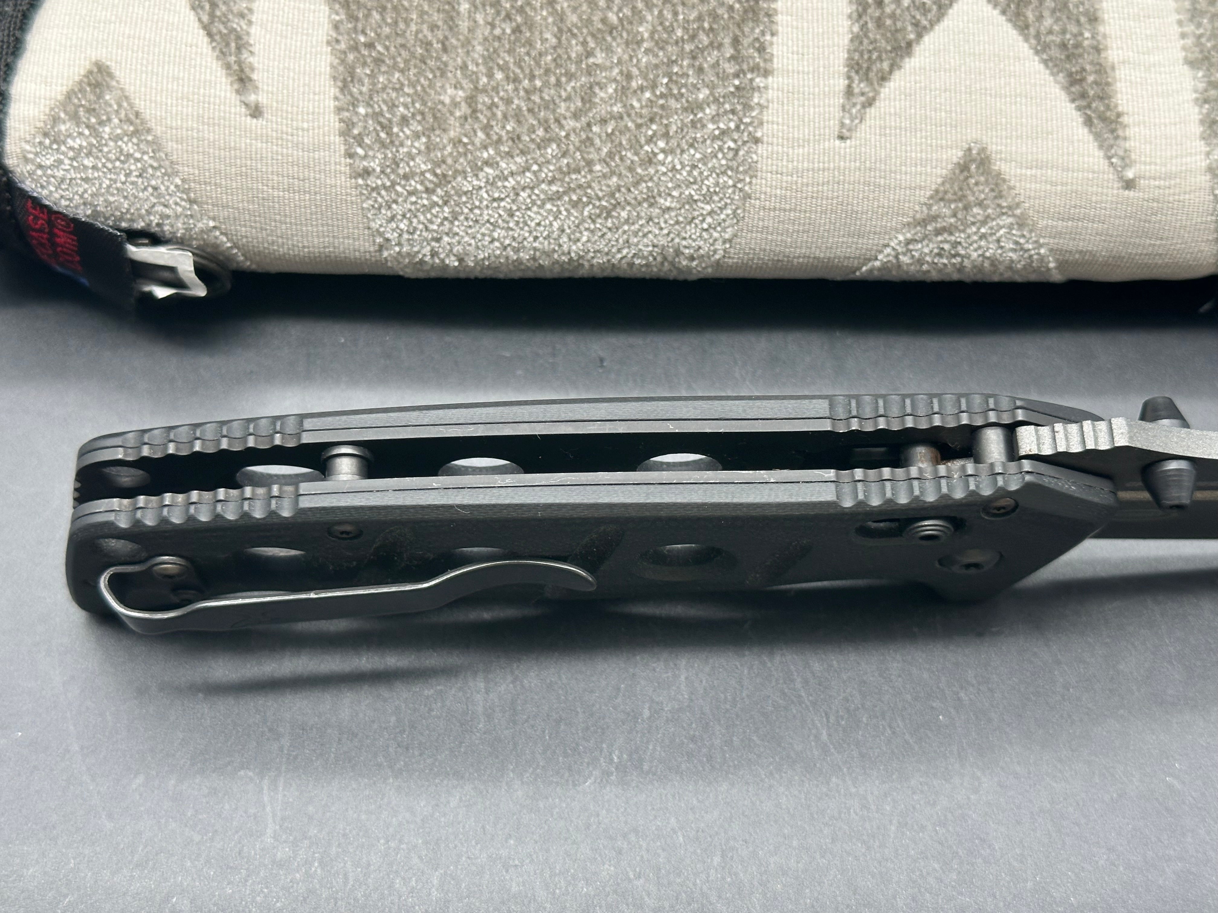 Benchmade Adamas Black G-10 Handle, Axis Lock, Gray Cerakote CPM-CRUWEAR (3.80” DP) Blade