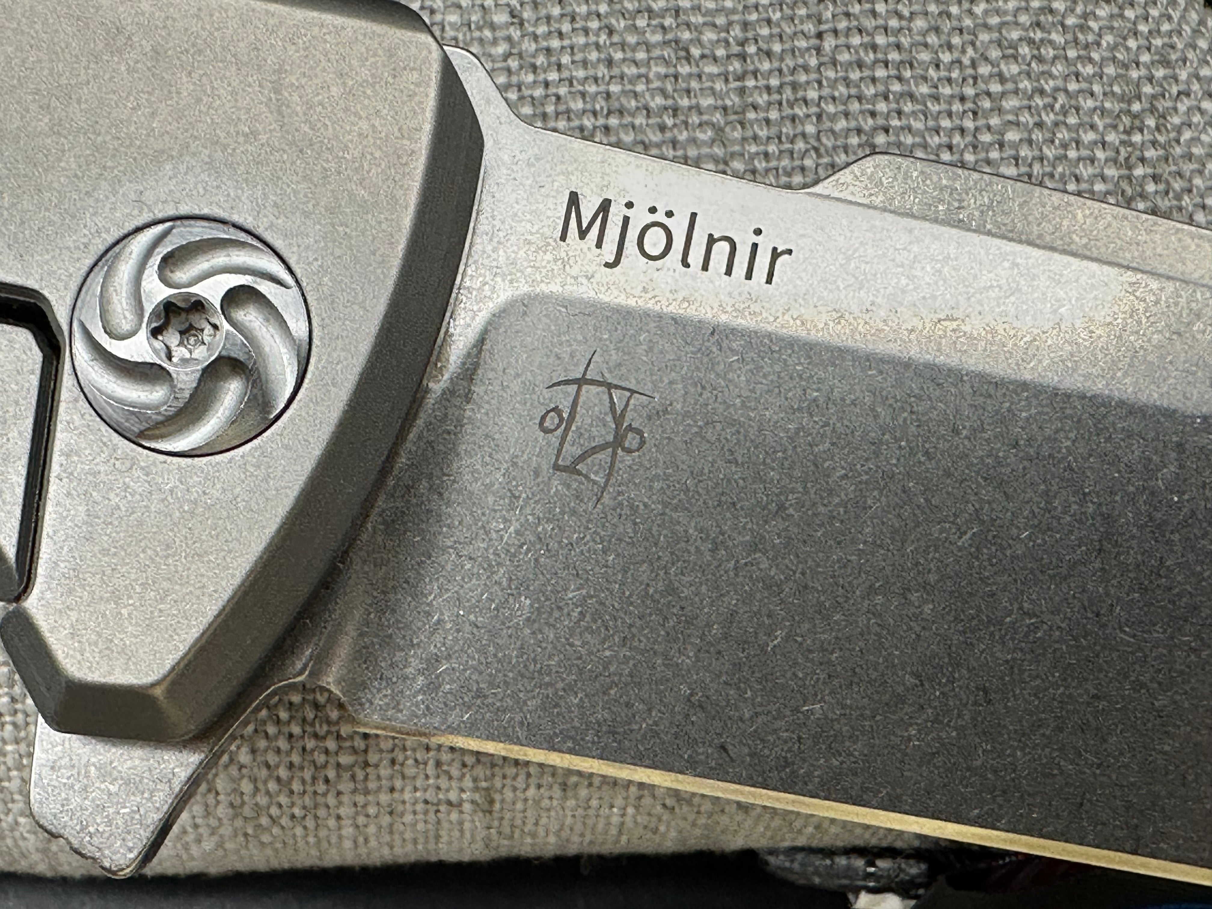 Kizer Mjolnir Titanium Handle, Bohler M390 (3.75” SW DP) Blade
