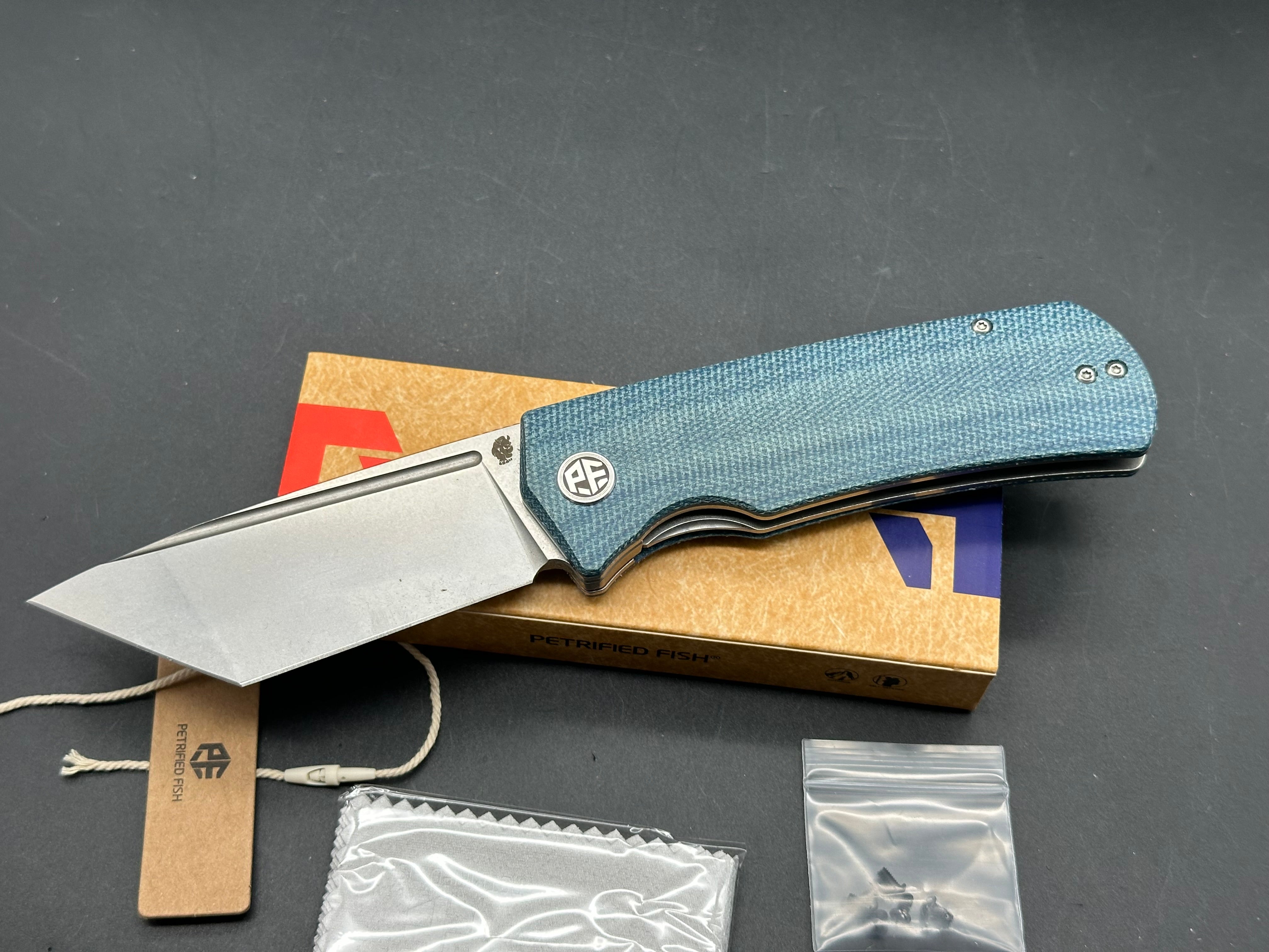 Petrified Fish Beluga Blue Micarta tanto blade