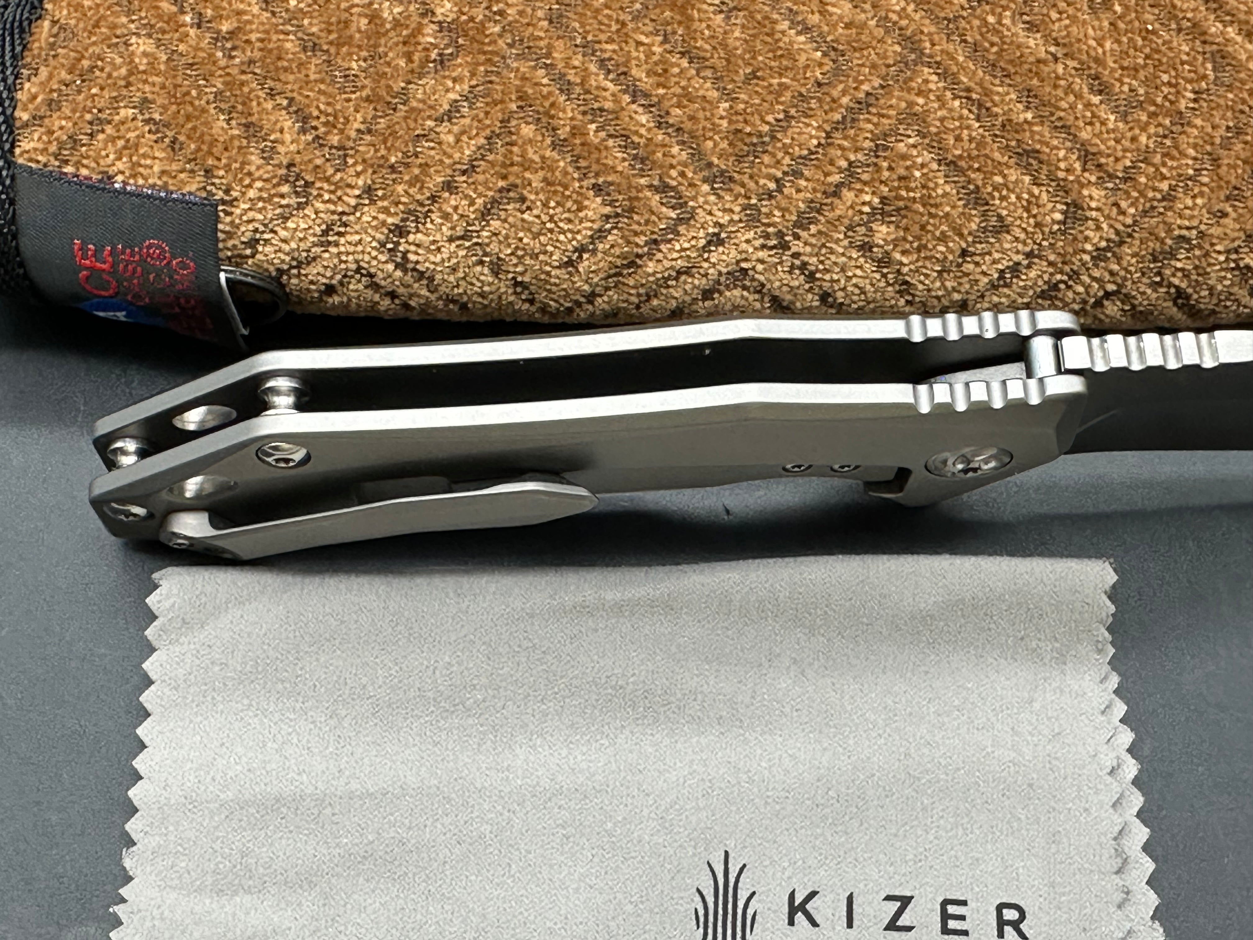 Kizer Uprising Titanium Handle, CPM-S35VN (3.625” SW CP) Blade