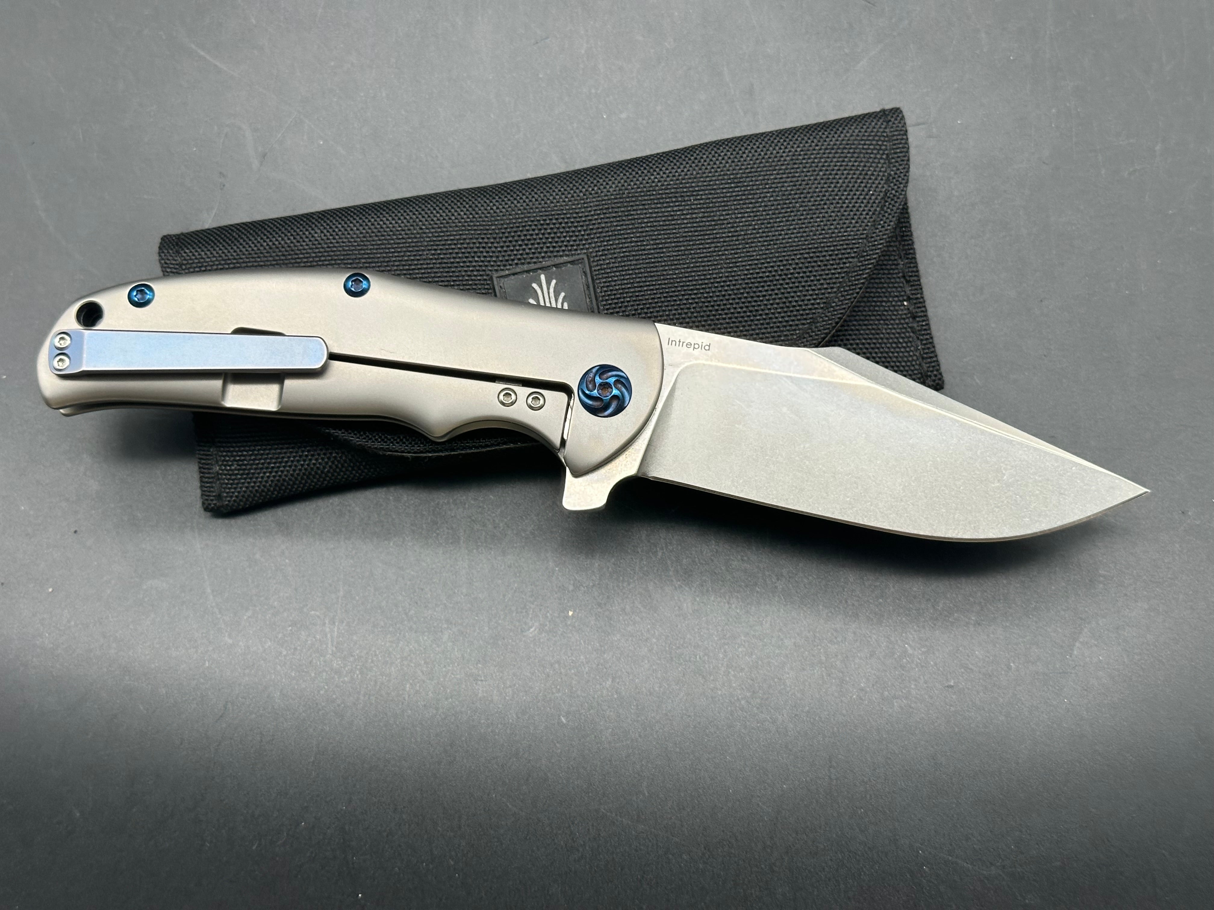 Kizer Intrepid Titanium Handle, Blue Anodized Hardware, CPM-S35VN (3.625” SW CP) Blade