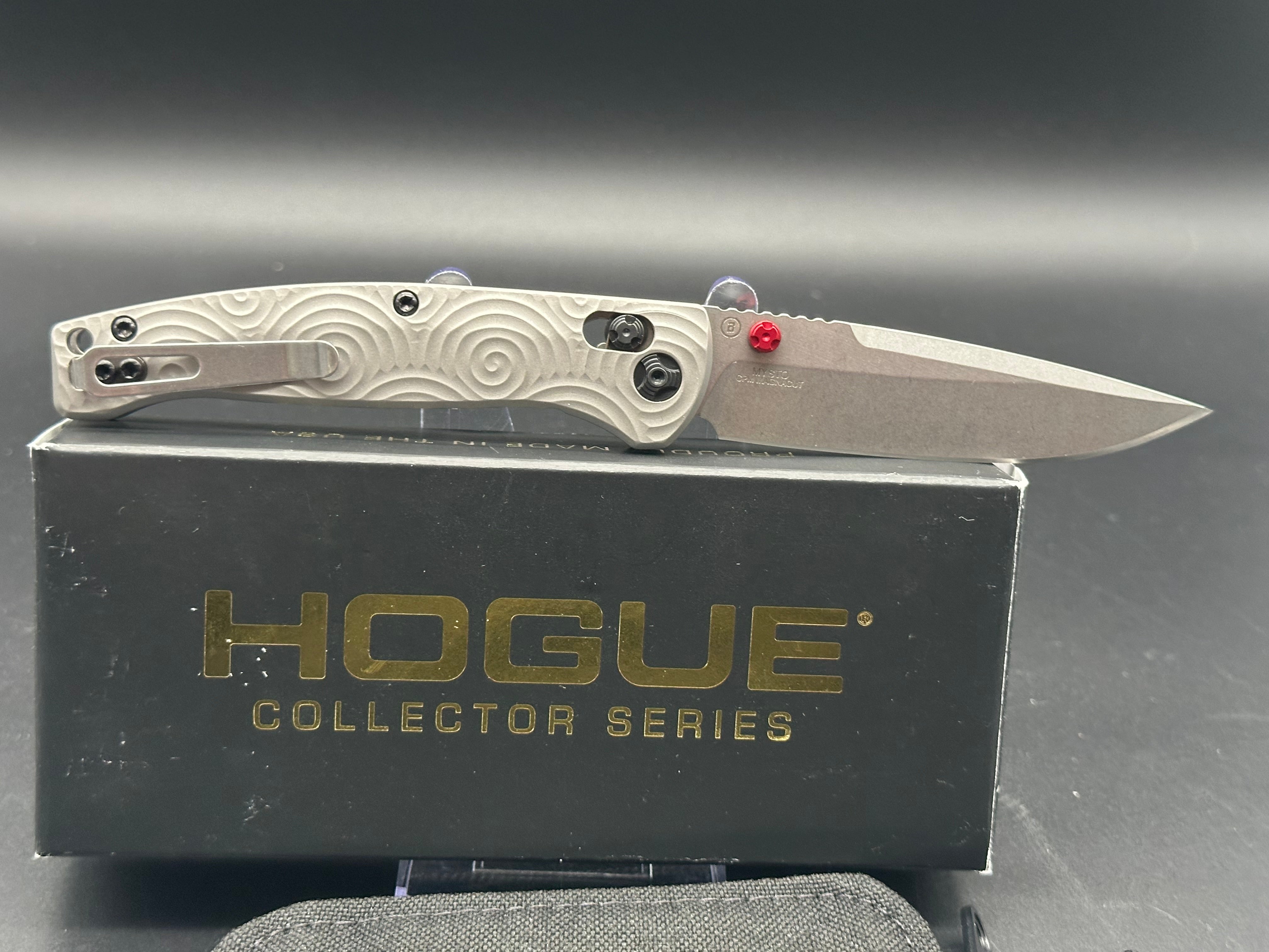 HOGUE MYSTO MANUAL FOLDER AXIS LOCK POCKET KNIFE TITANIUM HANDLE MAGNACUT STEEL BLADE CLIP POINT 24491-LIM