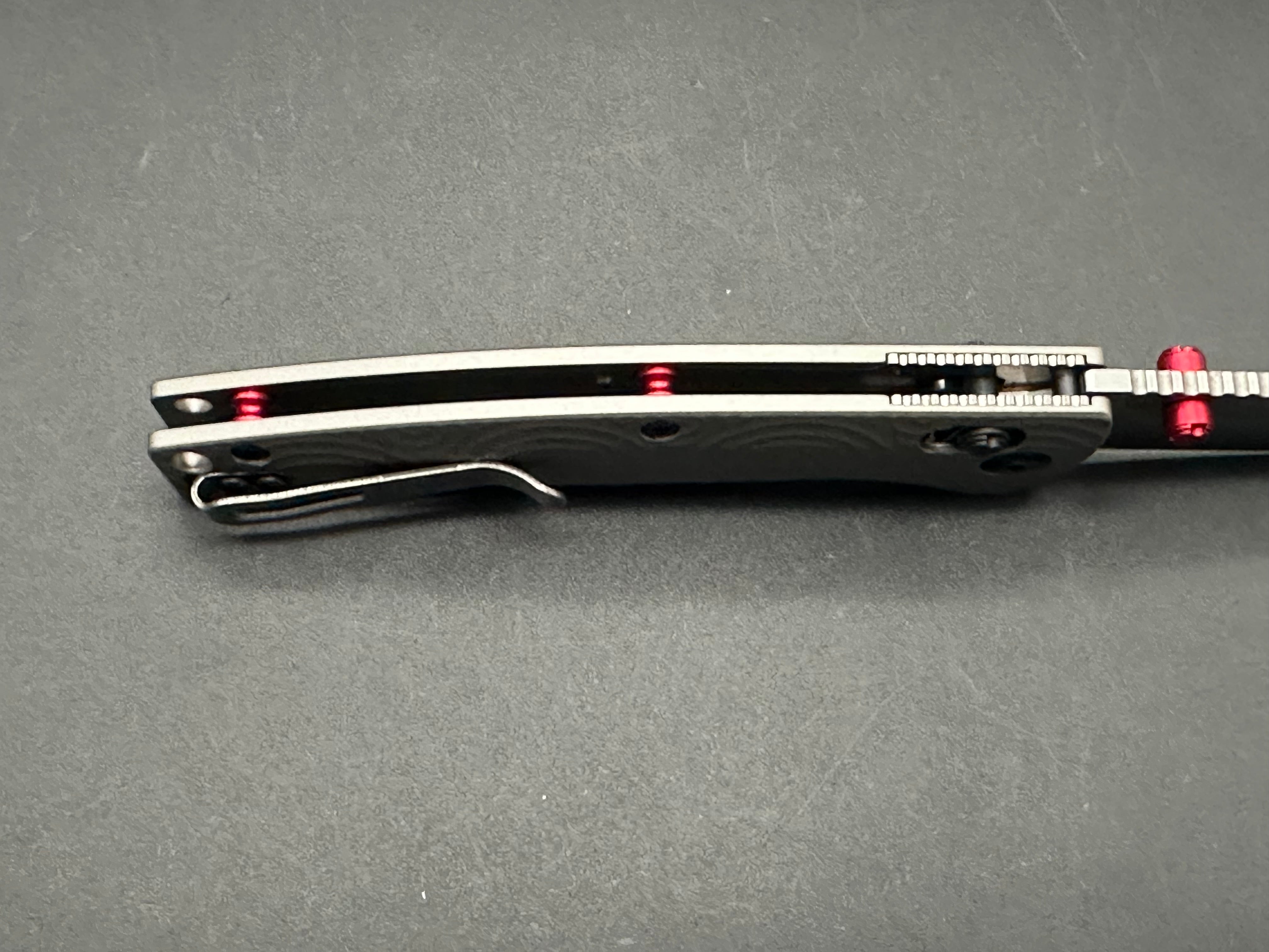 HOGUE MYSTO MANUAL FOLDER AXIS LOCK POCKET KNIFE TITANIUM HANDLE MAGNACUT STEEL BLADE CLIP POINT 24491-LIM