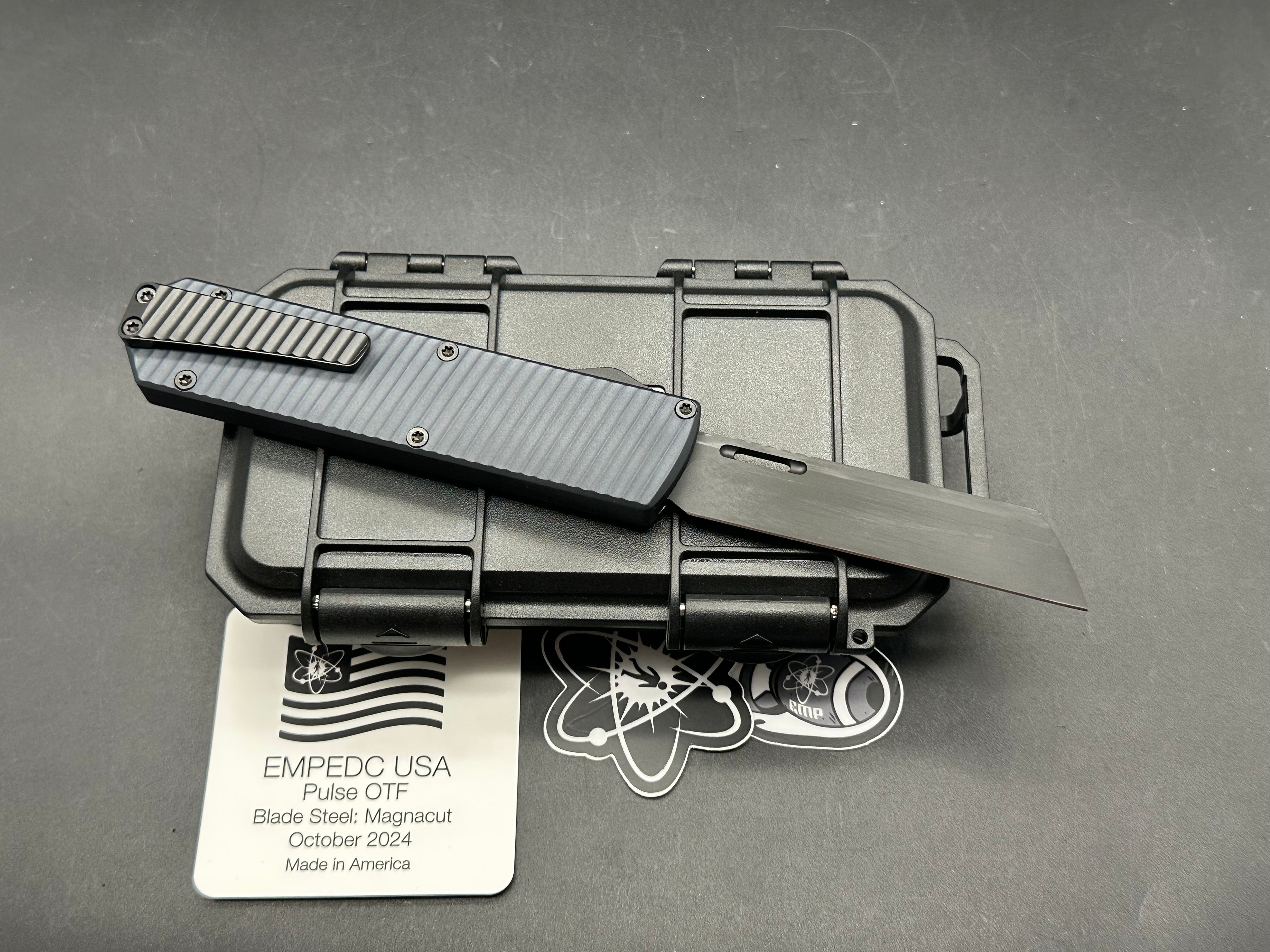 Emp edc pulse - blush grey aluminum handle and black reverse tanto style magnacut blade