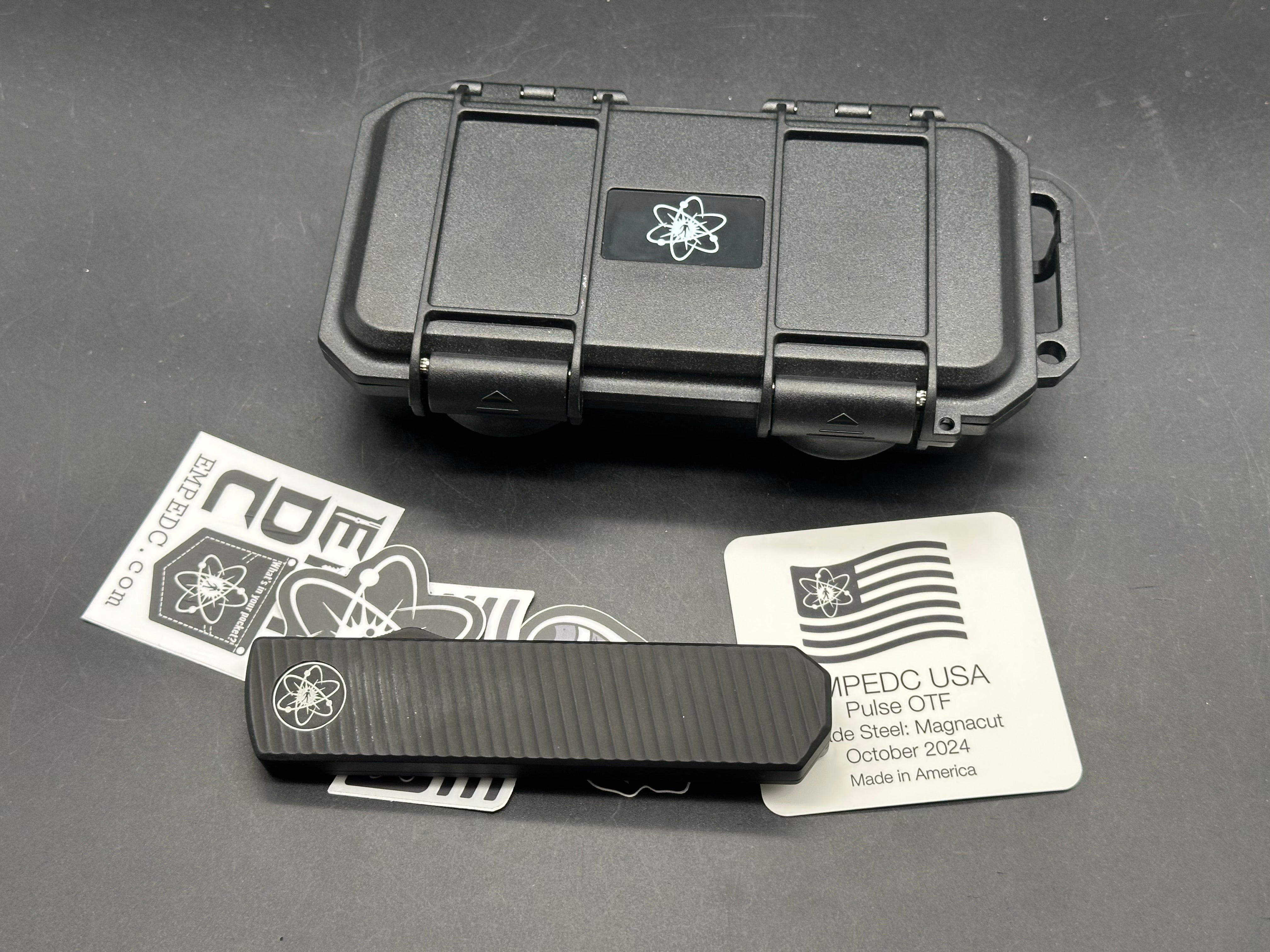 Emp EDC Pulse - black handle with a steel blade -two tone with stonewash and polished