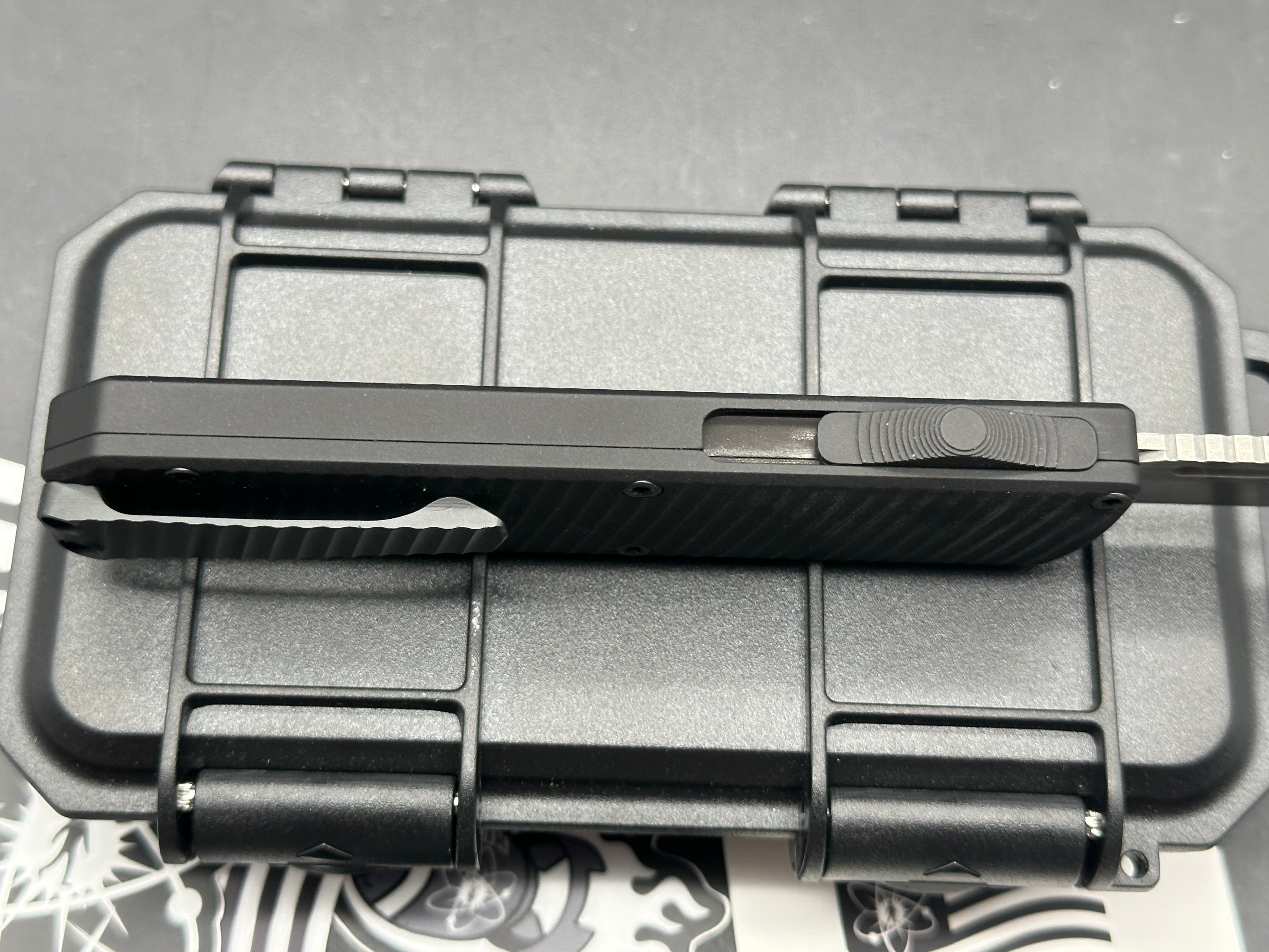 Emp EDC Pulse - black handle with a steel blade -two tone with stonewash and polished