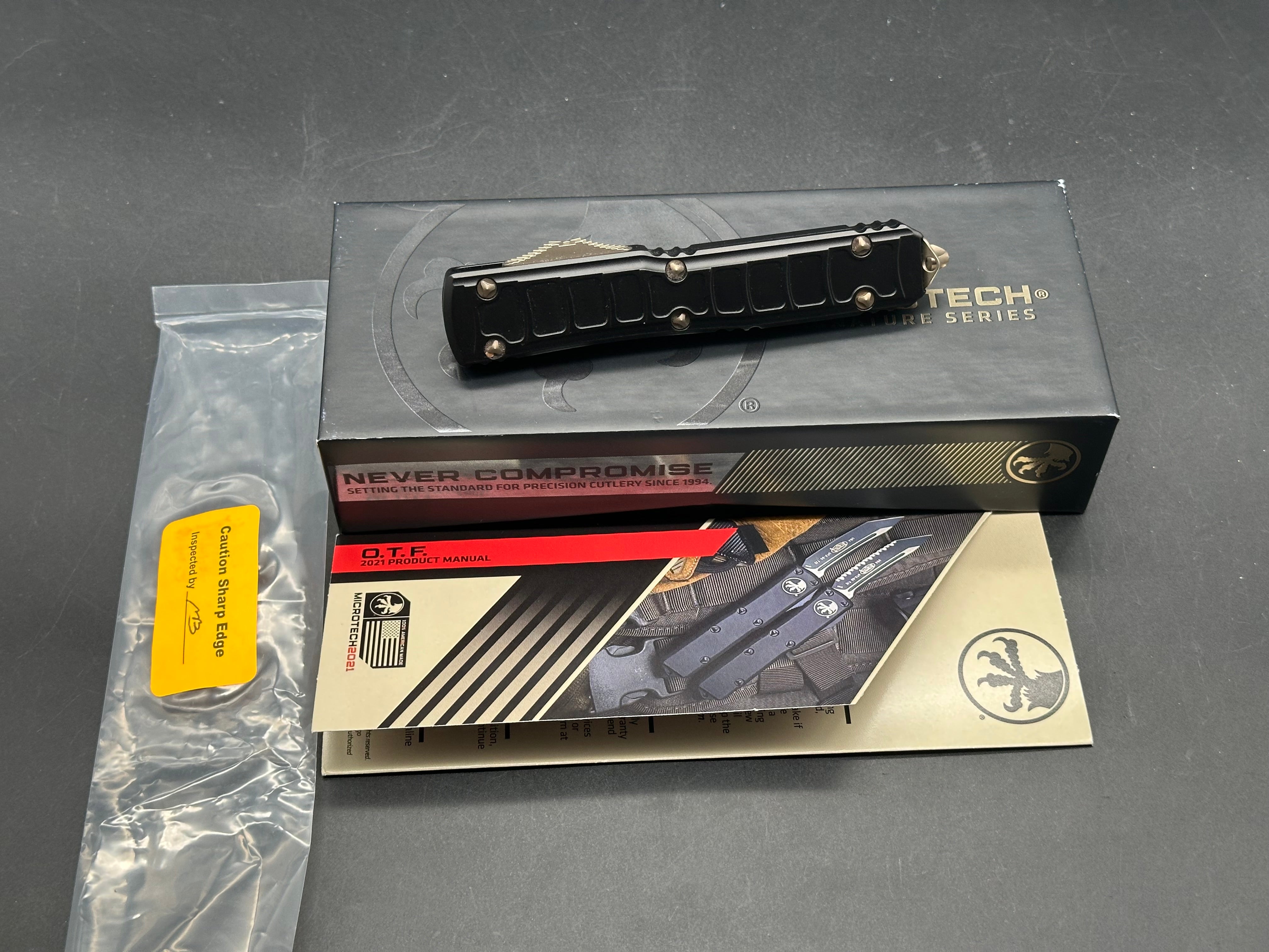 Microtech Ultratech 2 II D/E Signature Series Bronze Standard