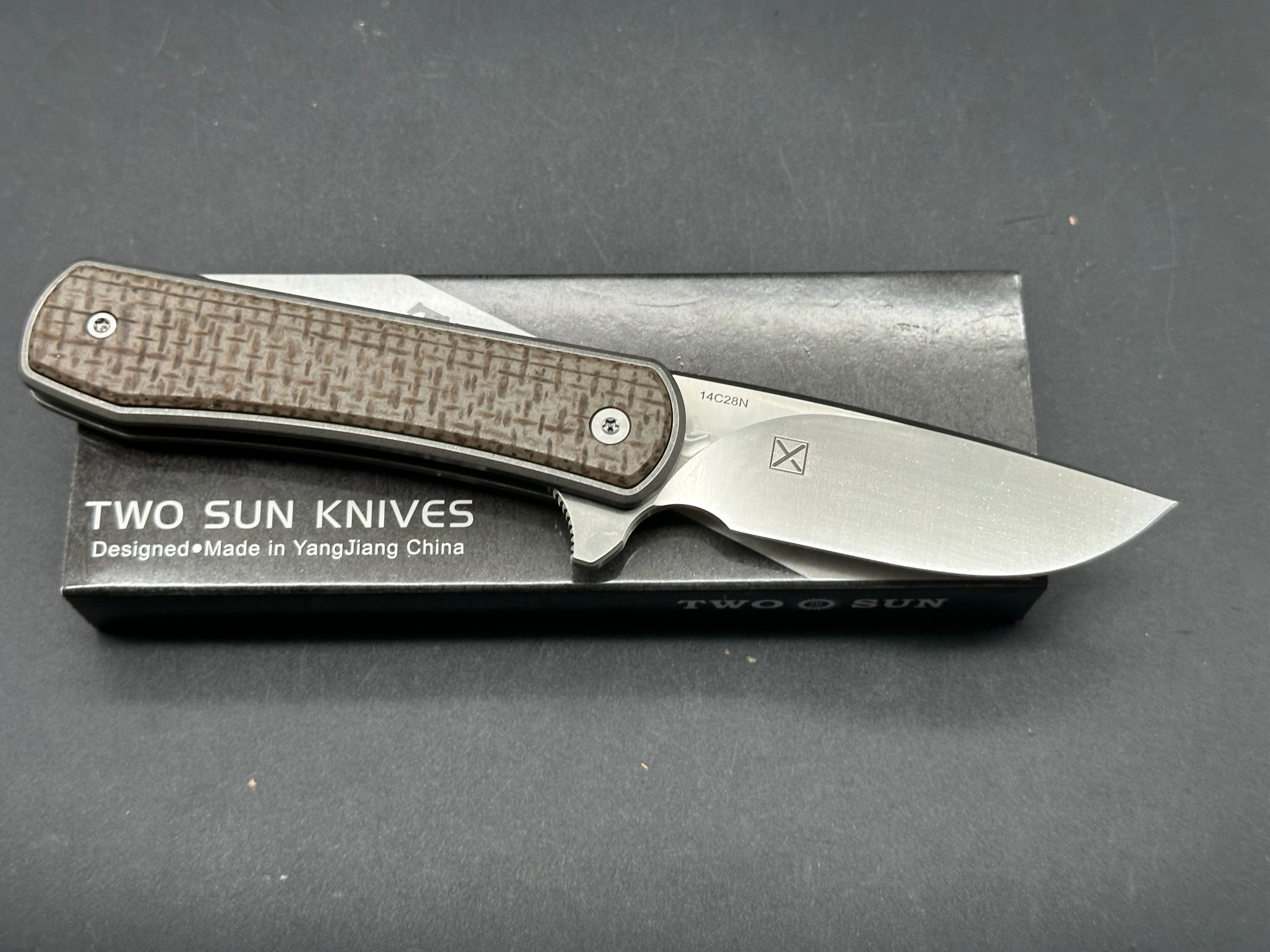Twosun TS335 YX design double detent slip joint, titanium and micarta scales, Sandv