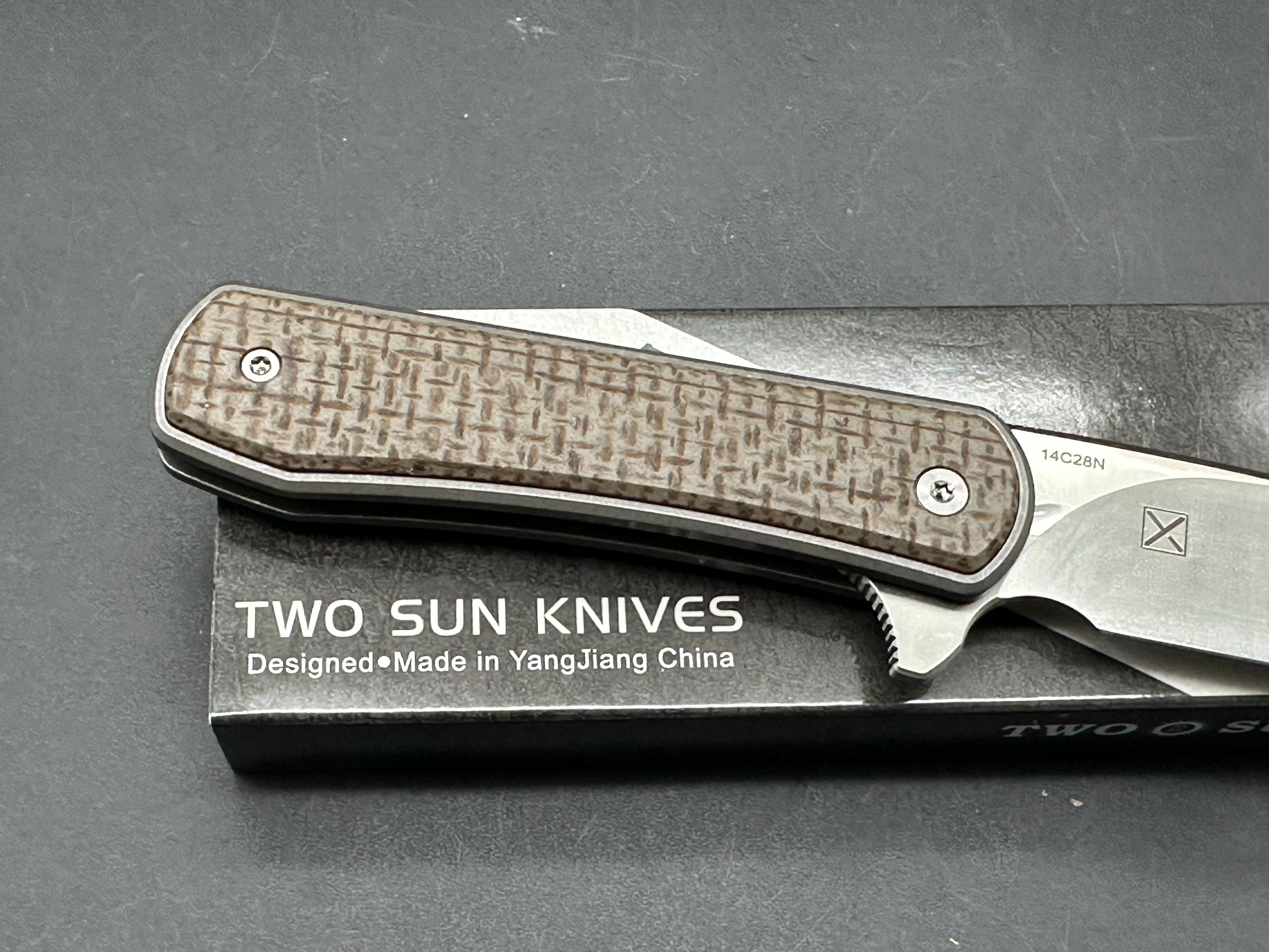 Twosun TS335 YX design double detent slip joint, titanium and micarta scales, Sandv
