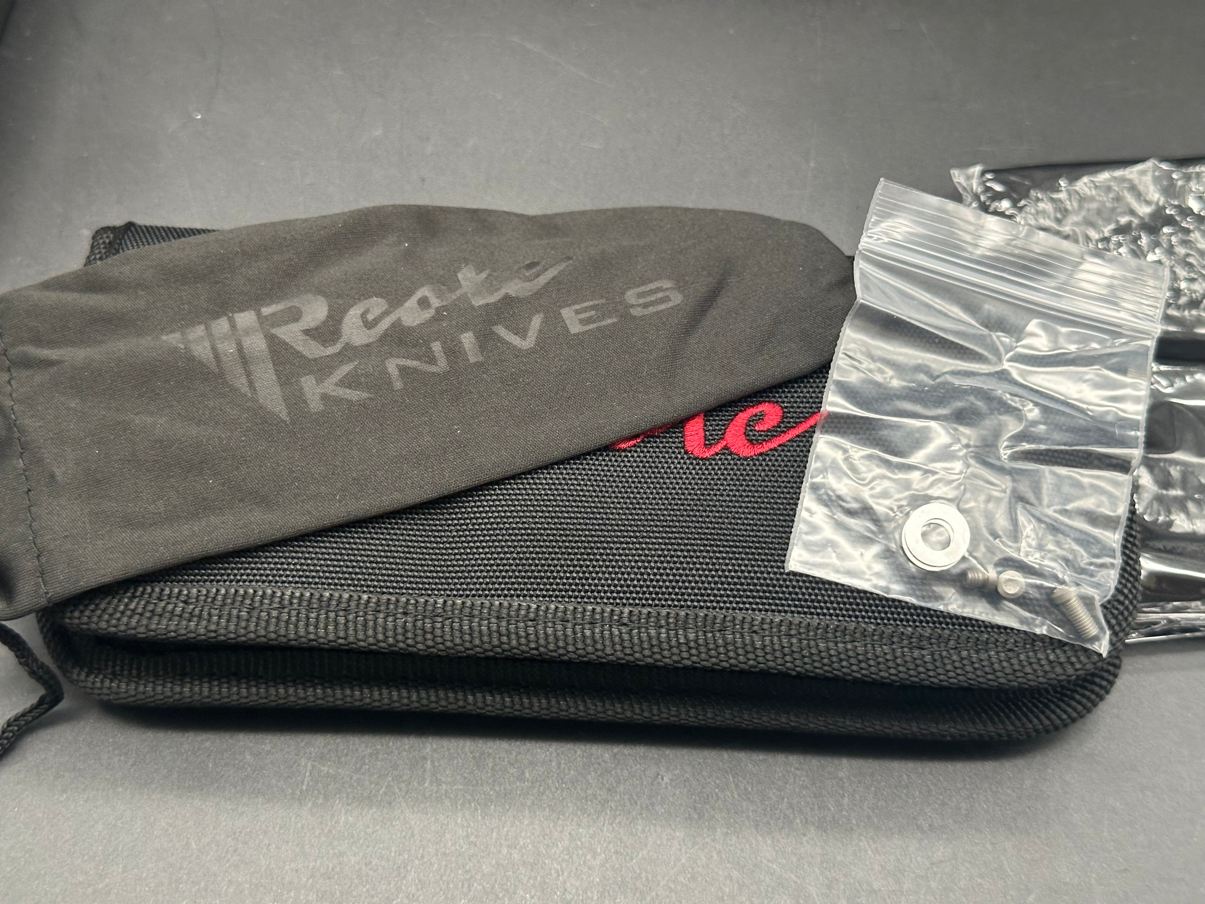 Reate Kirby Mini Crossroads Knife with M390 Blade, Titanium and Green Micarta Handle