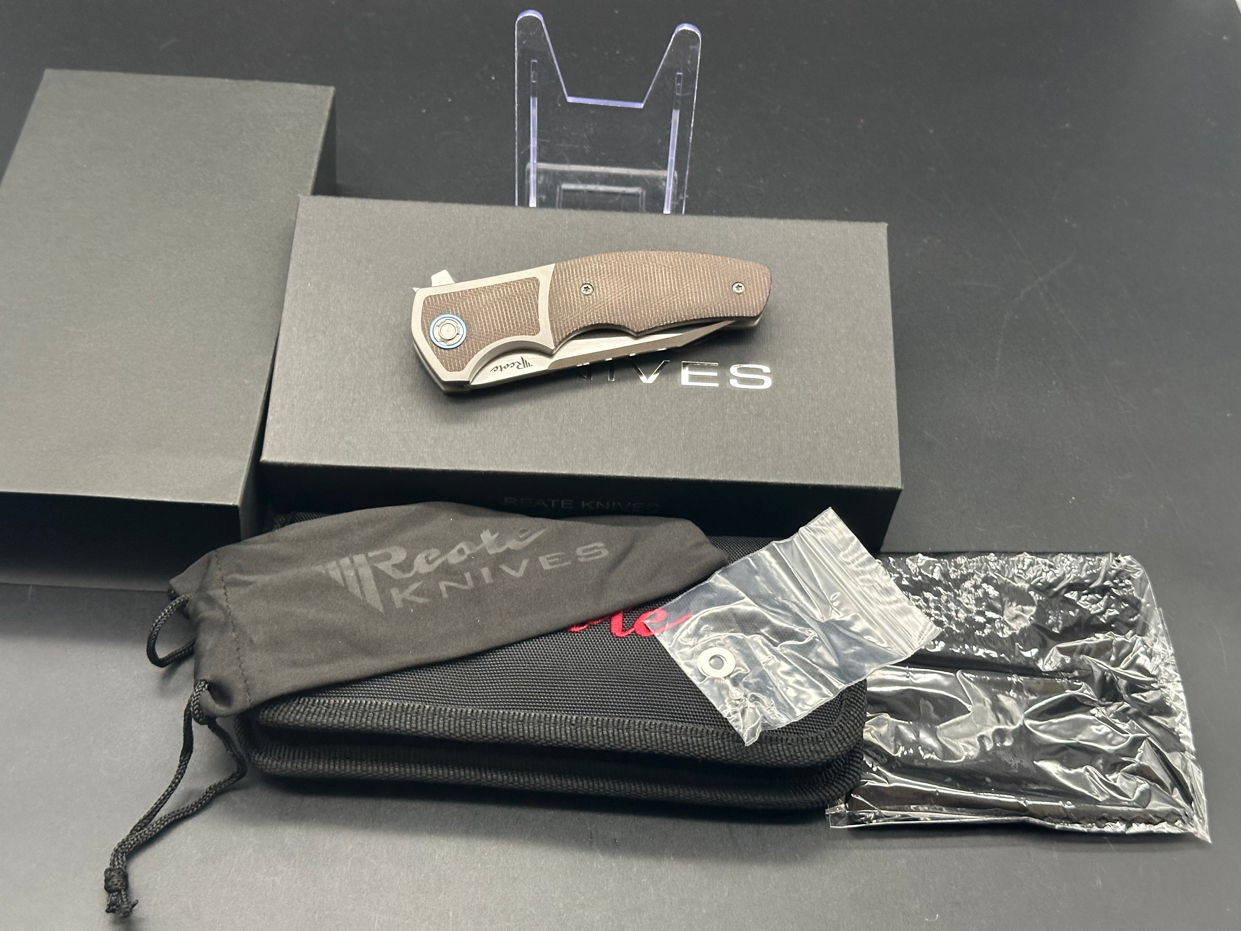 Reate Kirby Mini Crossroads Knife with M390 Blade, Titanium and Green Micarta Handle