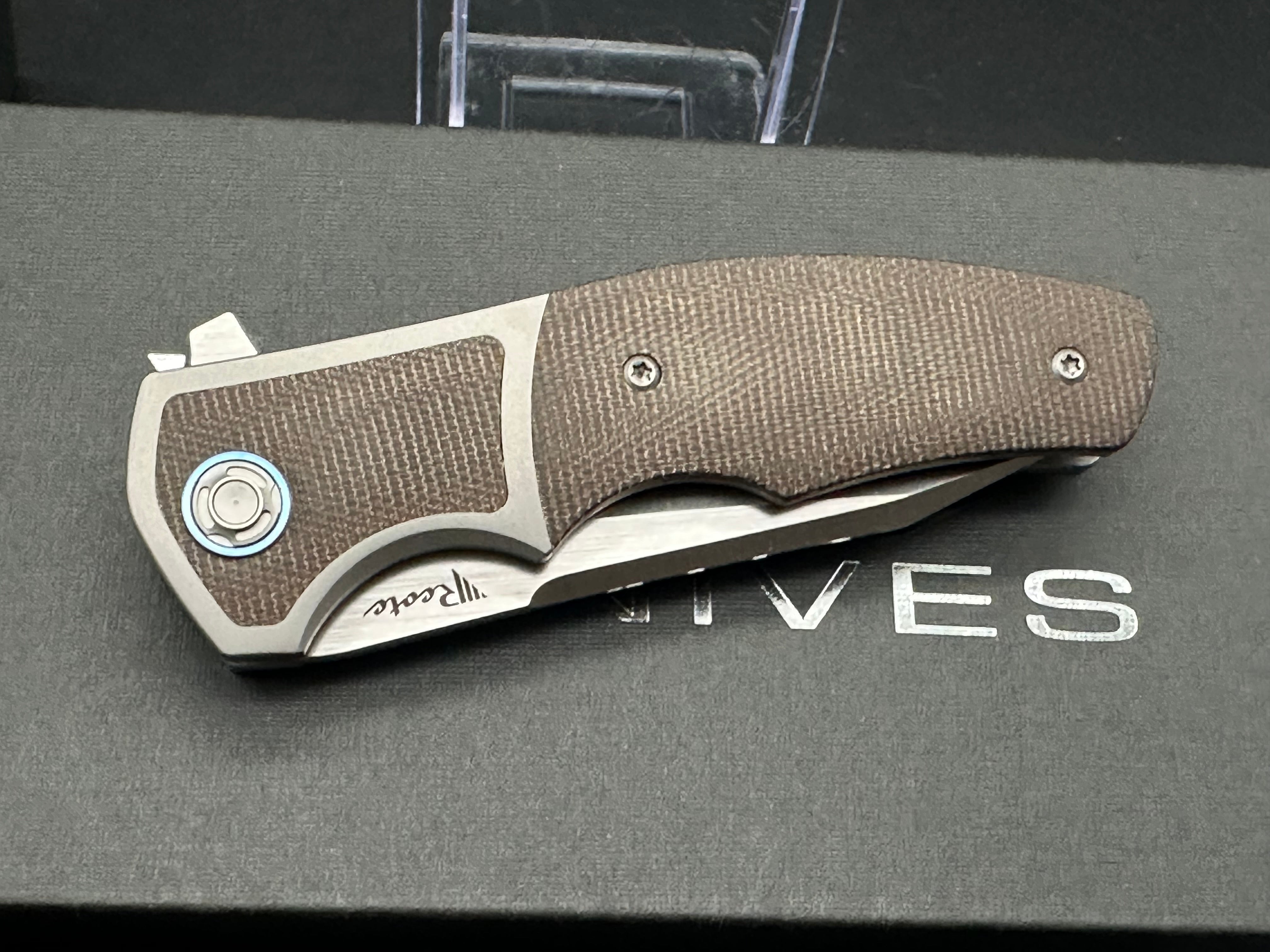 Reate Kirby Mini Crossroads Knife with M390 Blade, Titanium and Green Micarta Handle