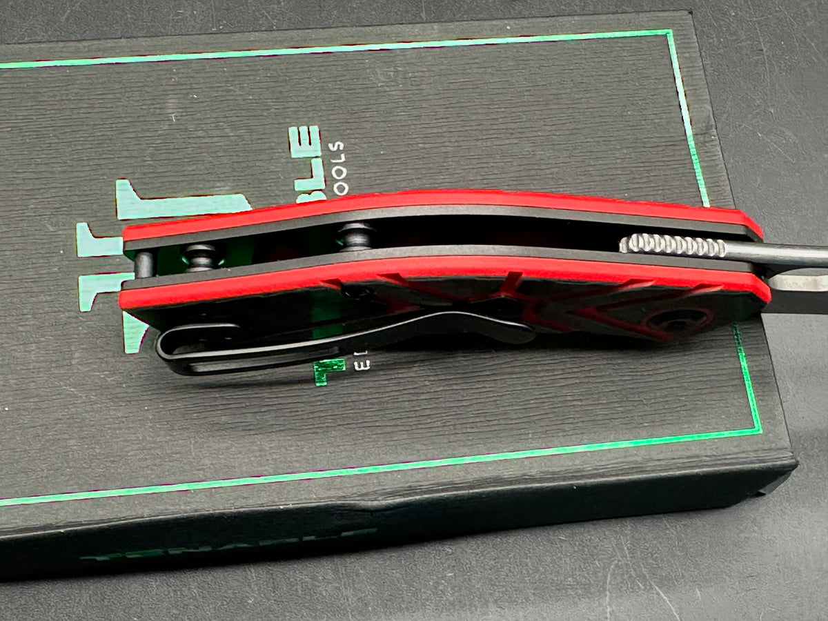 TENABLE OSPREY TWILL CARBON FIBER/RED G10 HANDLE NITRO-V RECURVED HAWKBILL PLAIN EDGE